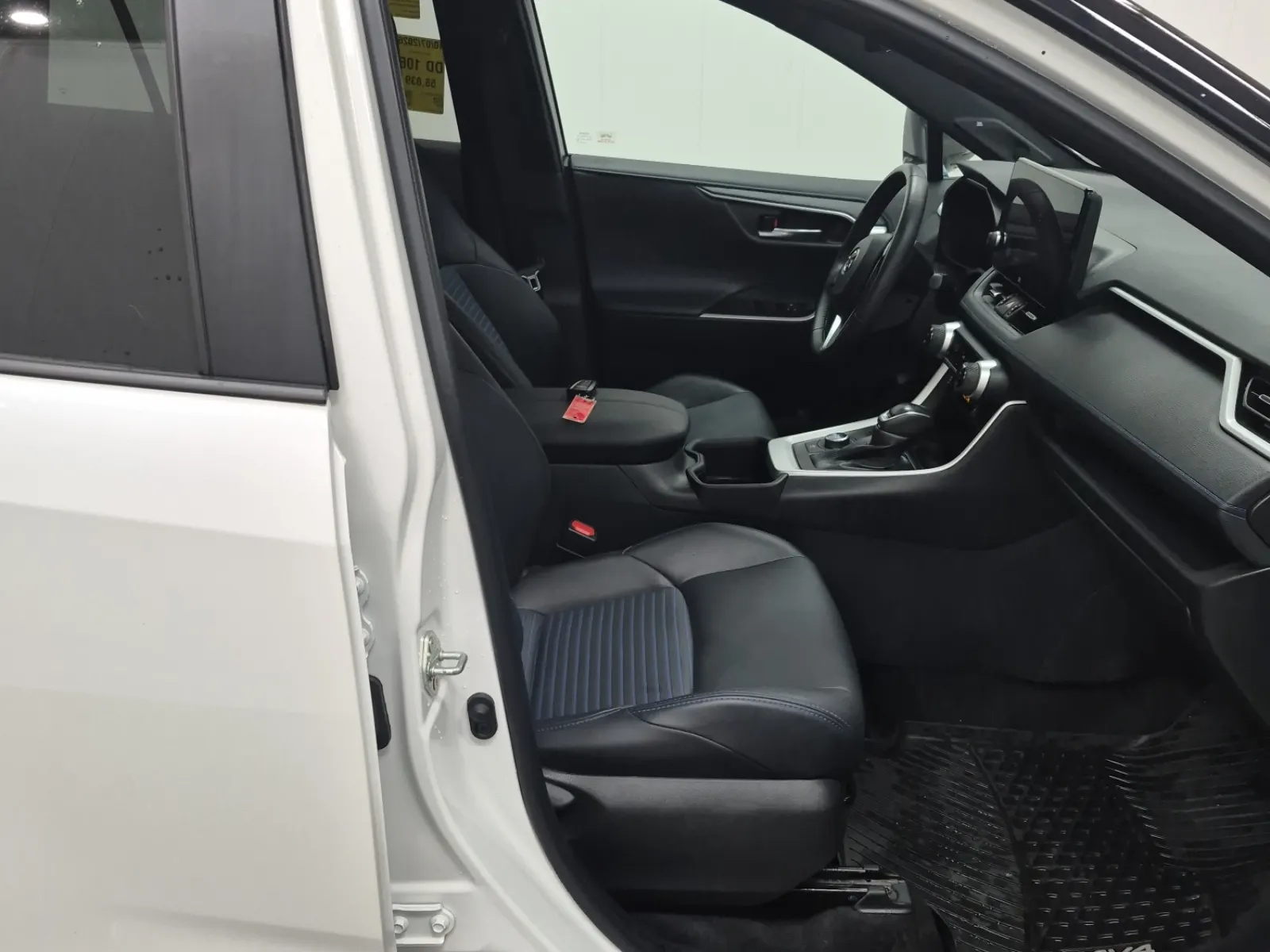 Right Side Interior Photo