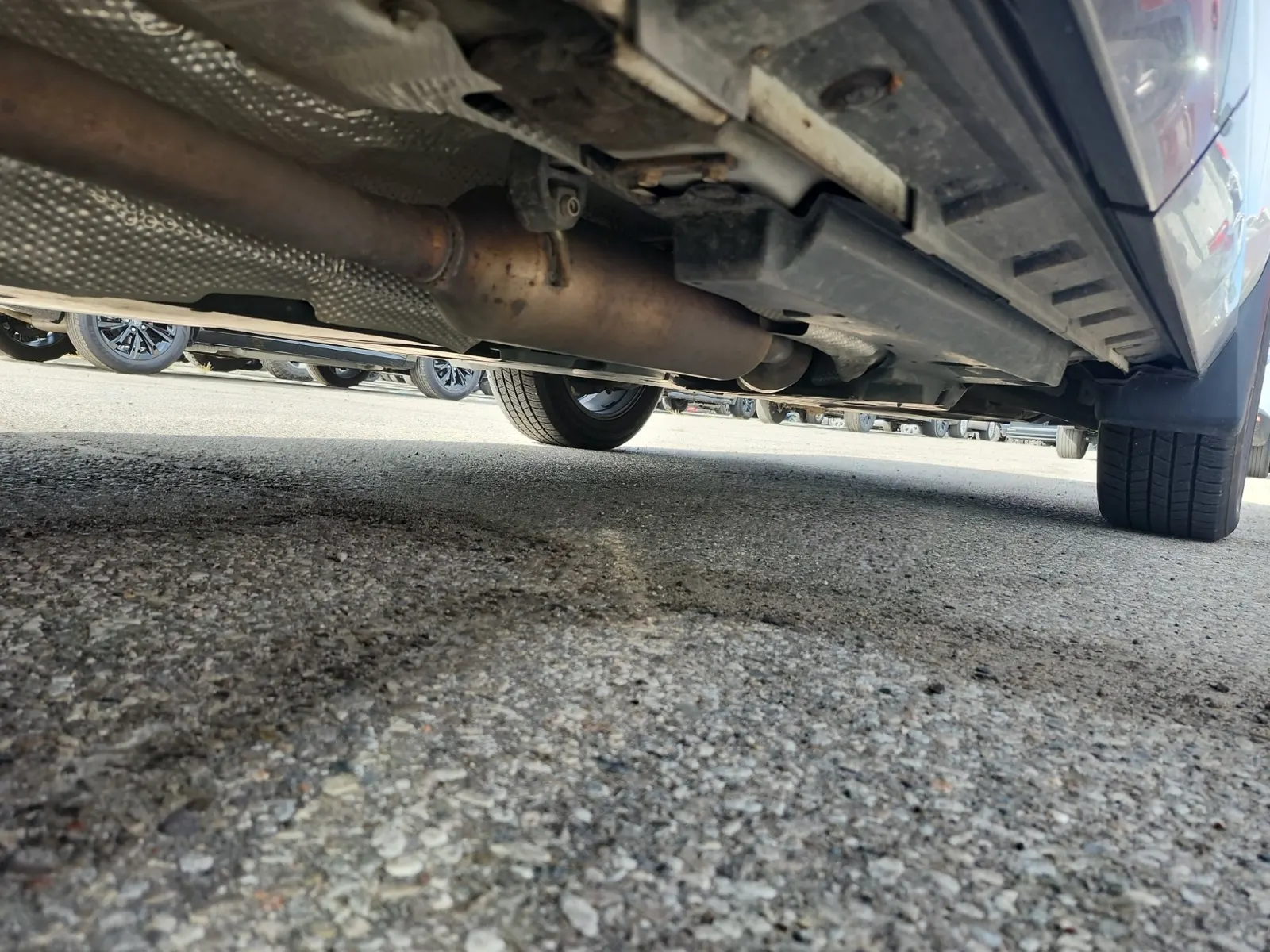Undercarriage - Passenger Photo