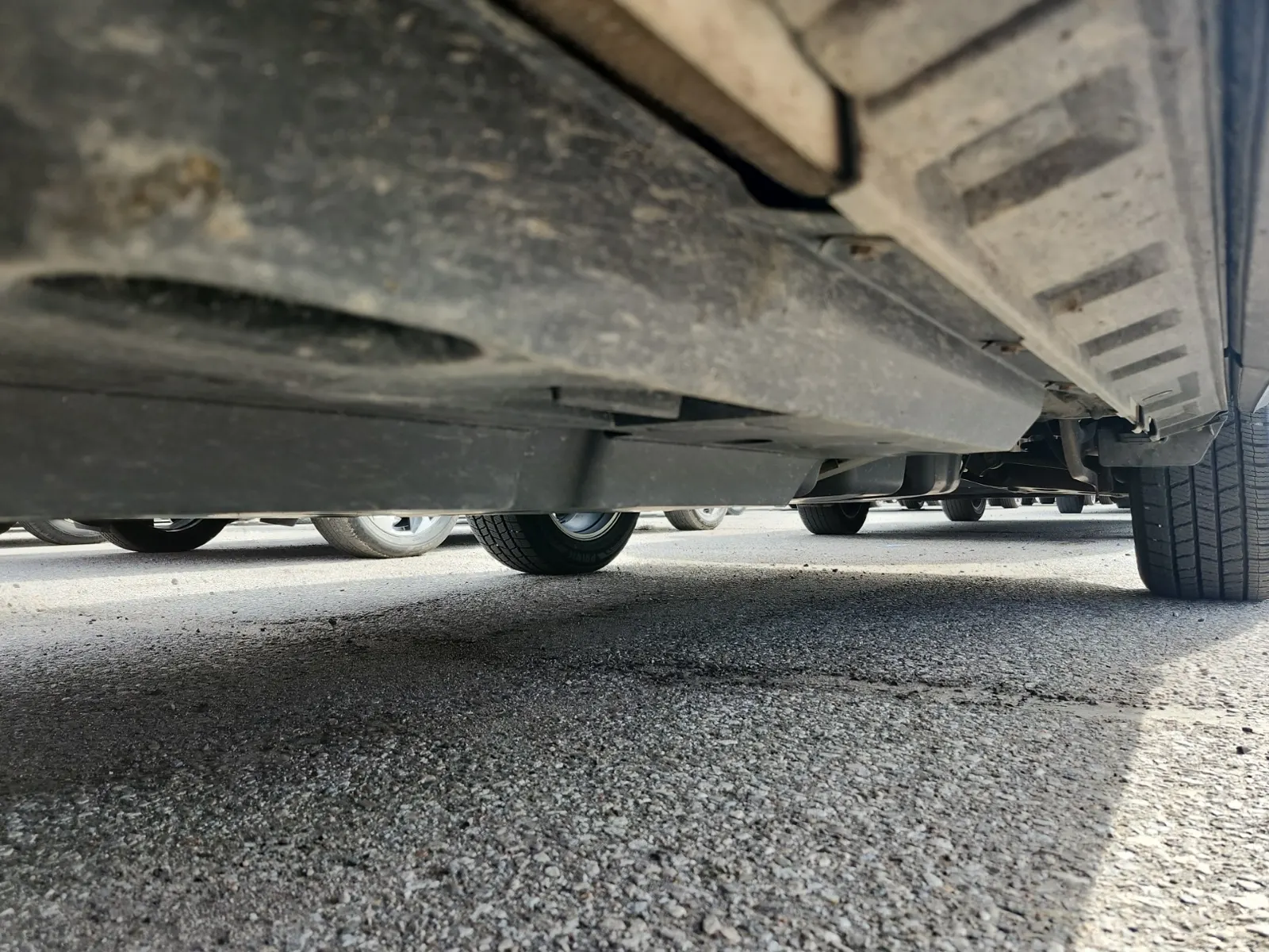 Undercarriage - Driver Photo