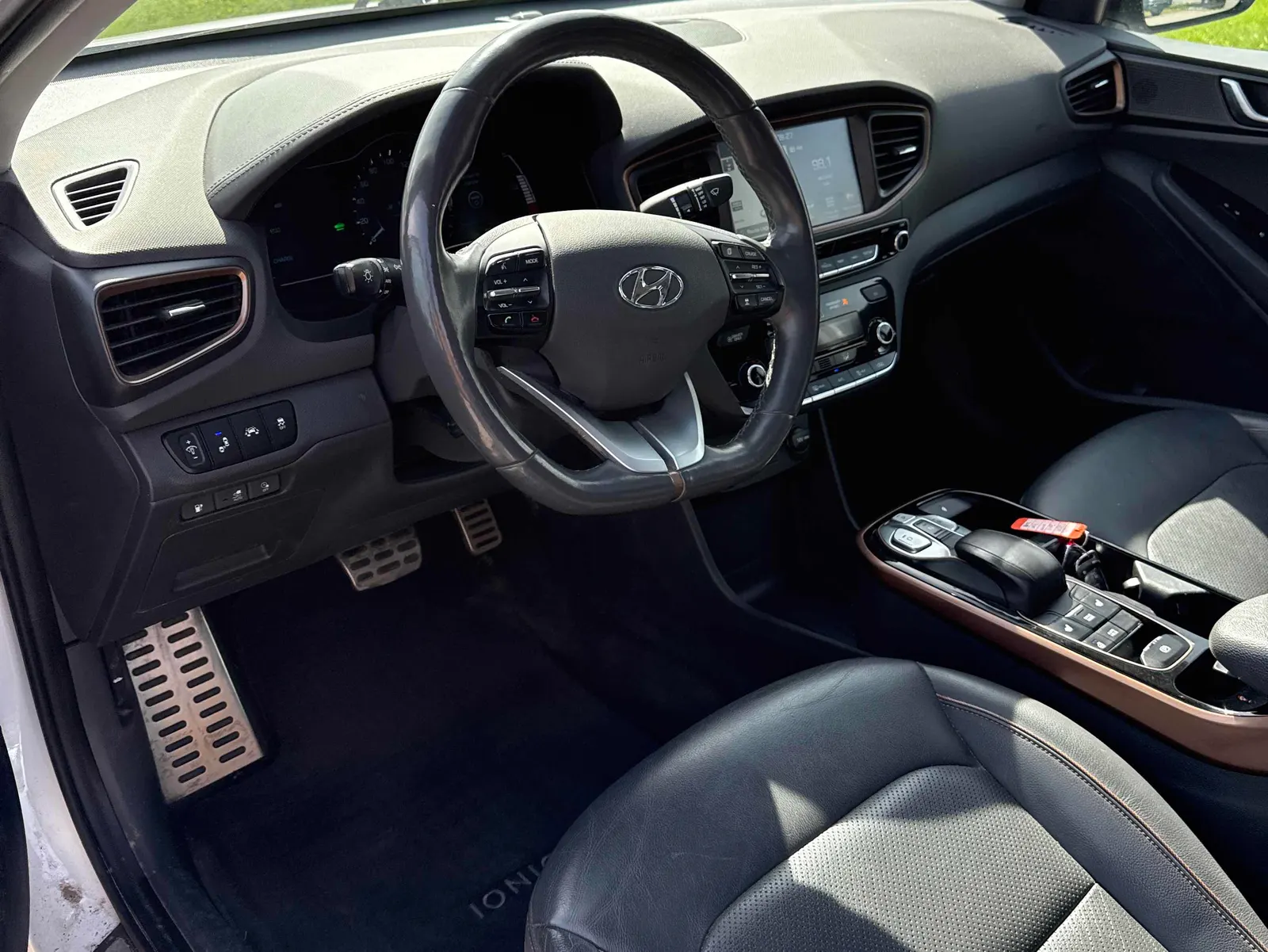 Interior driver side