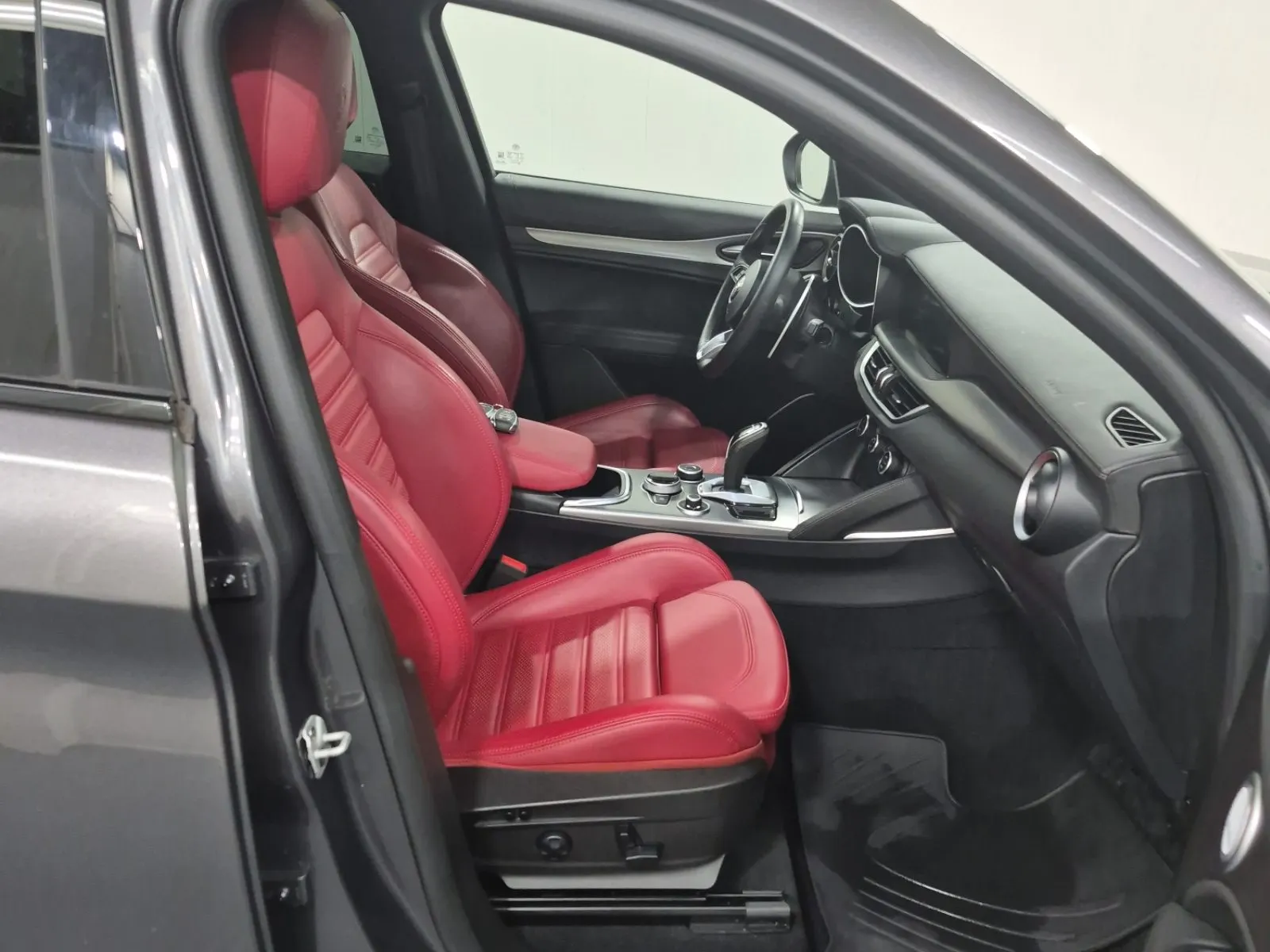 Right Side Interior Photo