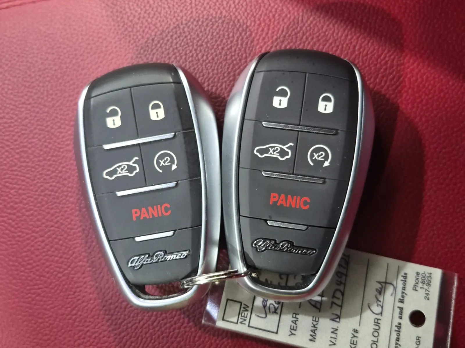 Keys/Fobs/Manual Photo