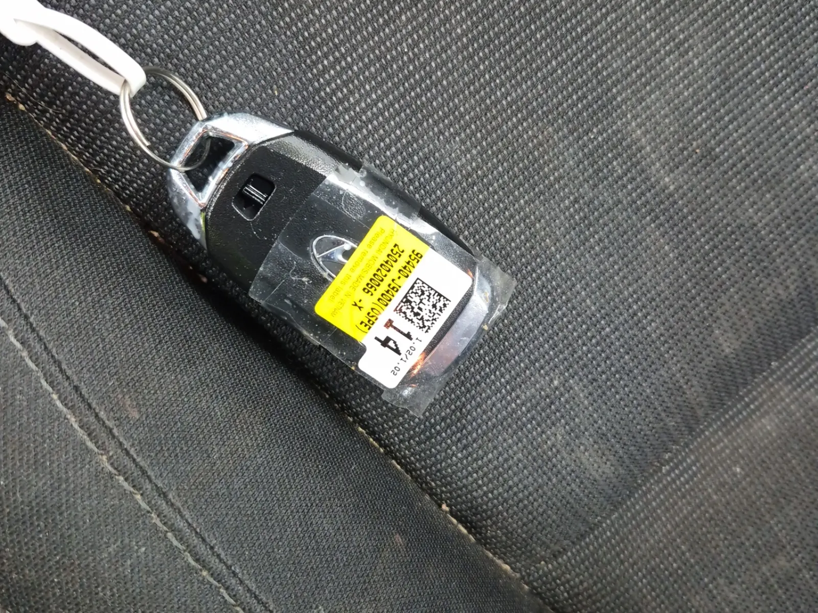 Keys/Fobs/Manual Photo