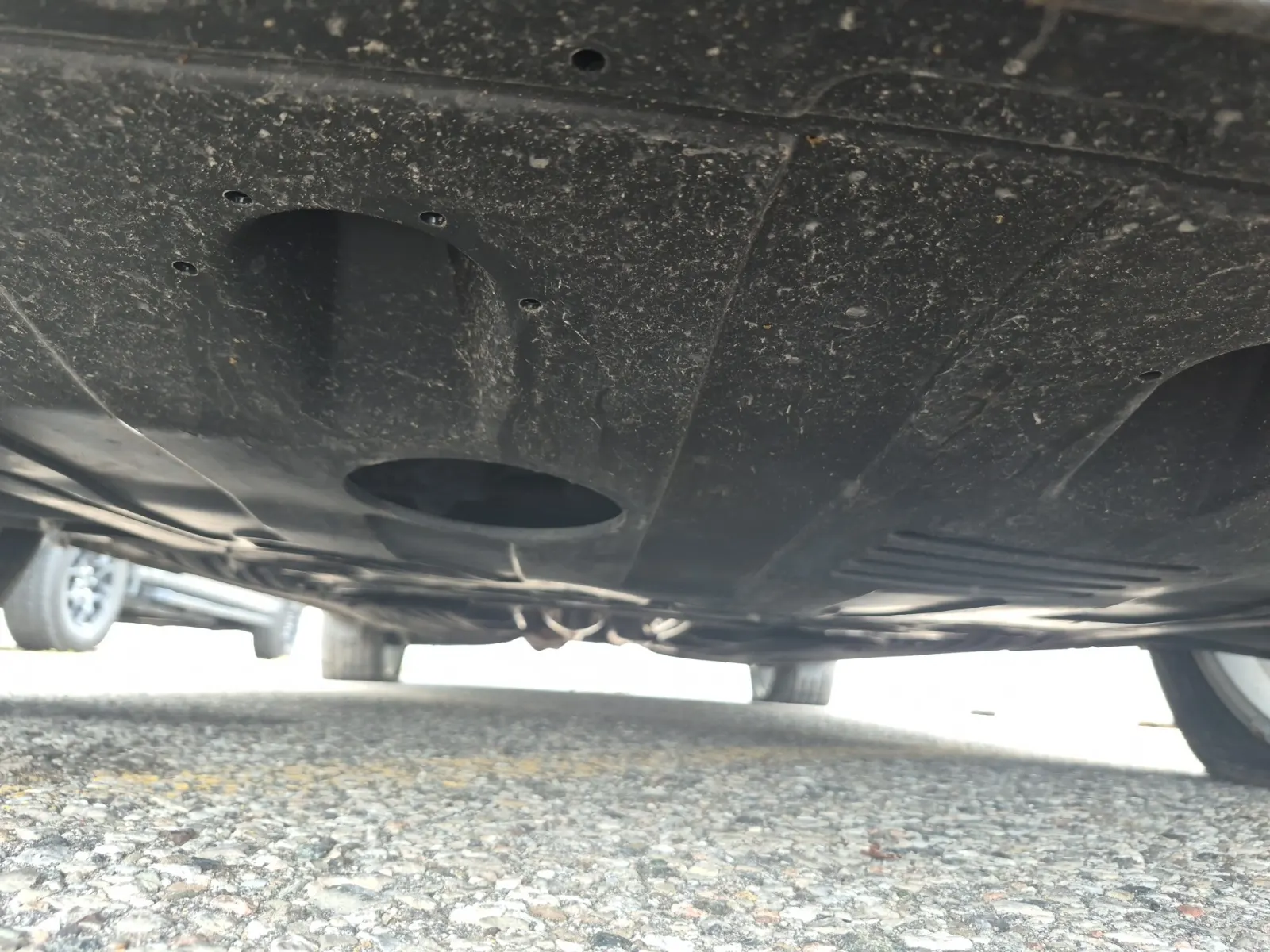 Undercarriage - Front Photo