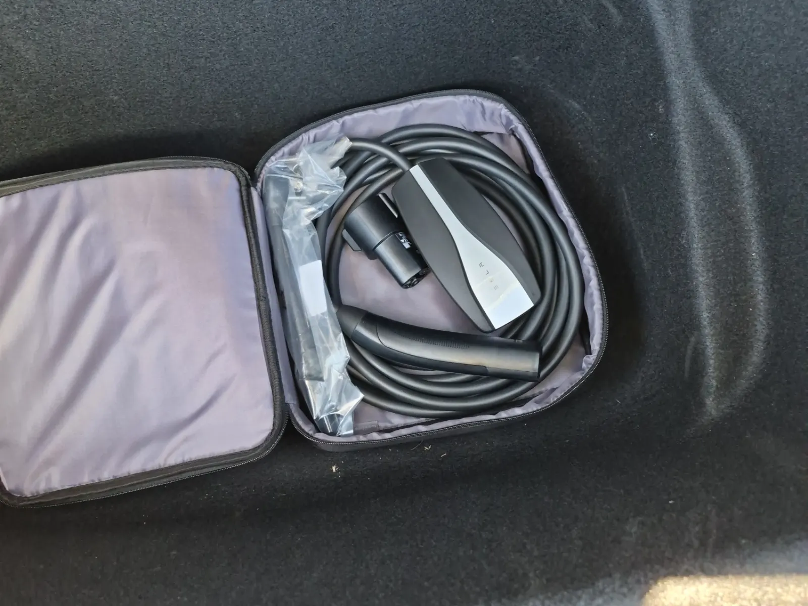 Charging Cable Photo