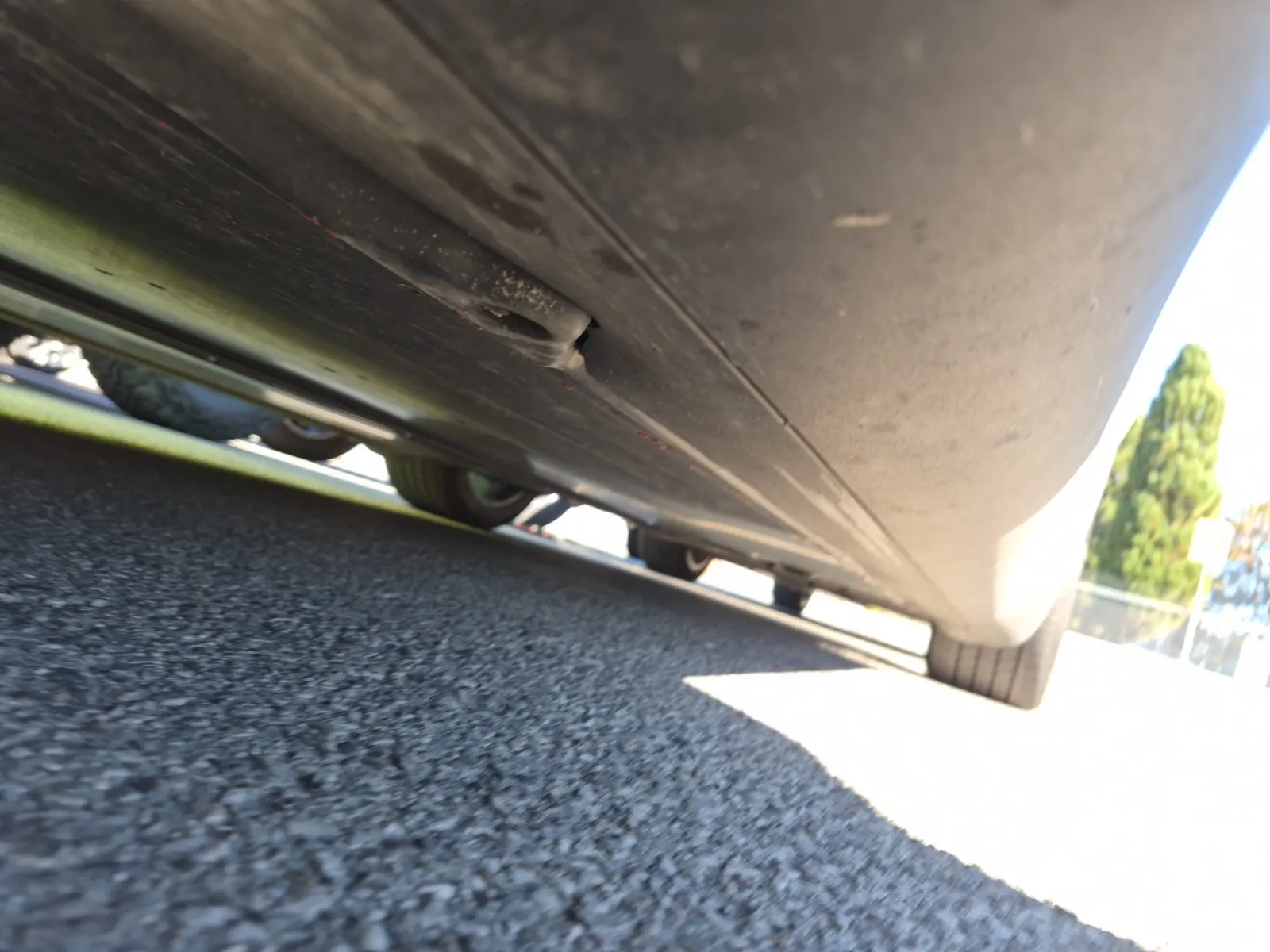 Undercarriage - Driver Photo