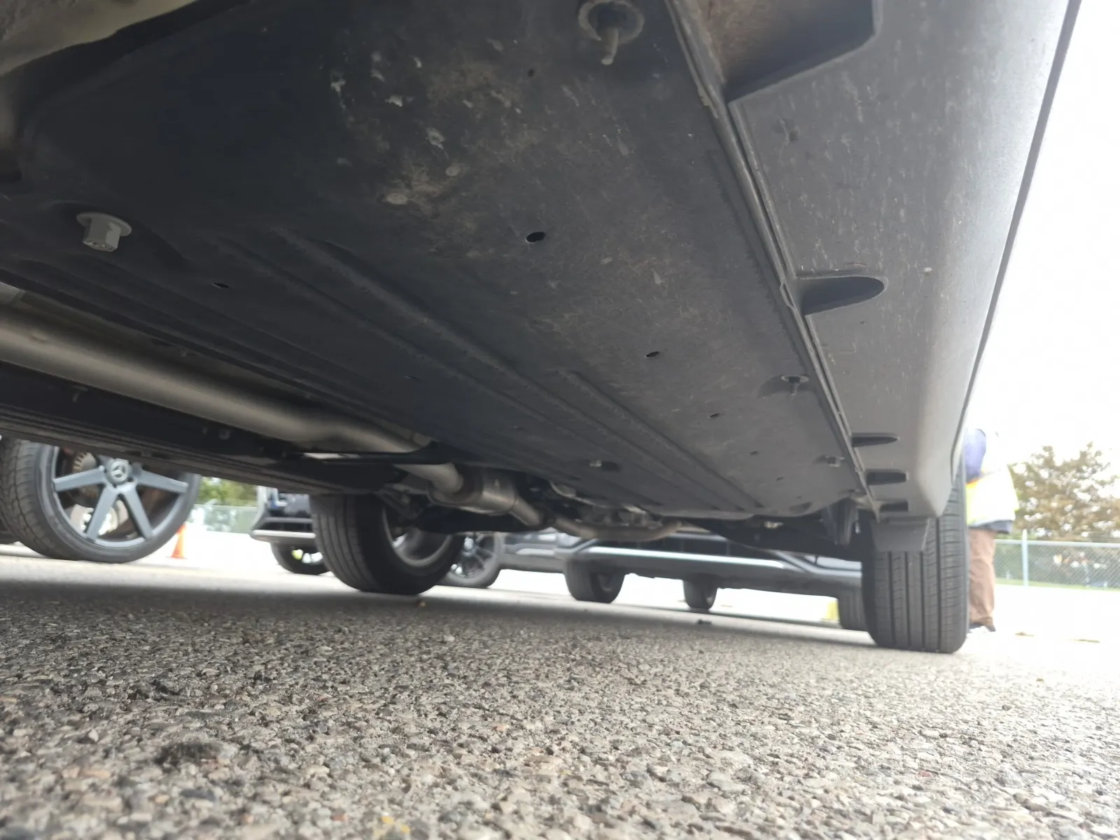 Undercarriage - Driver Photo