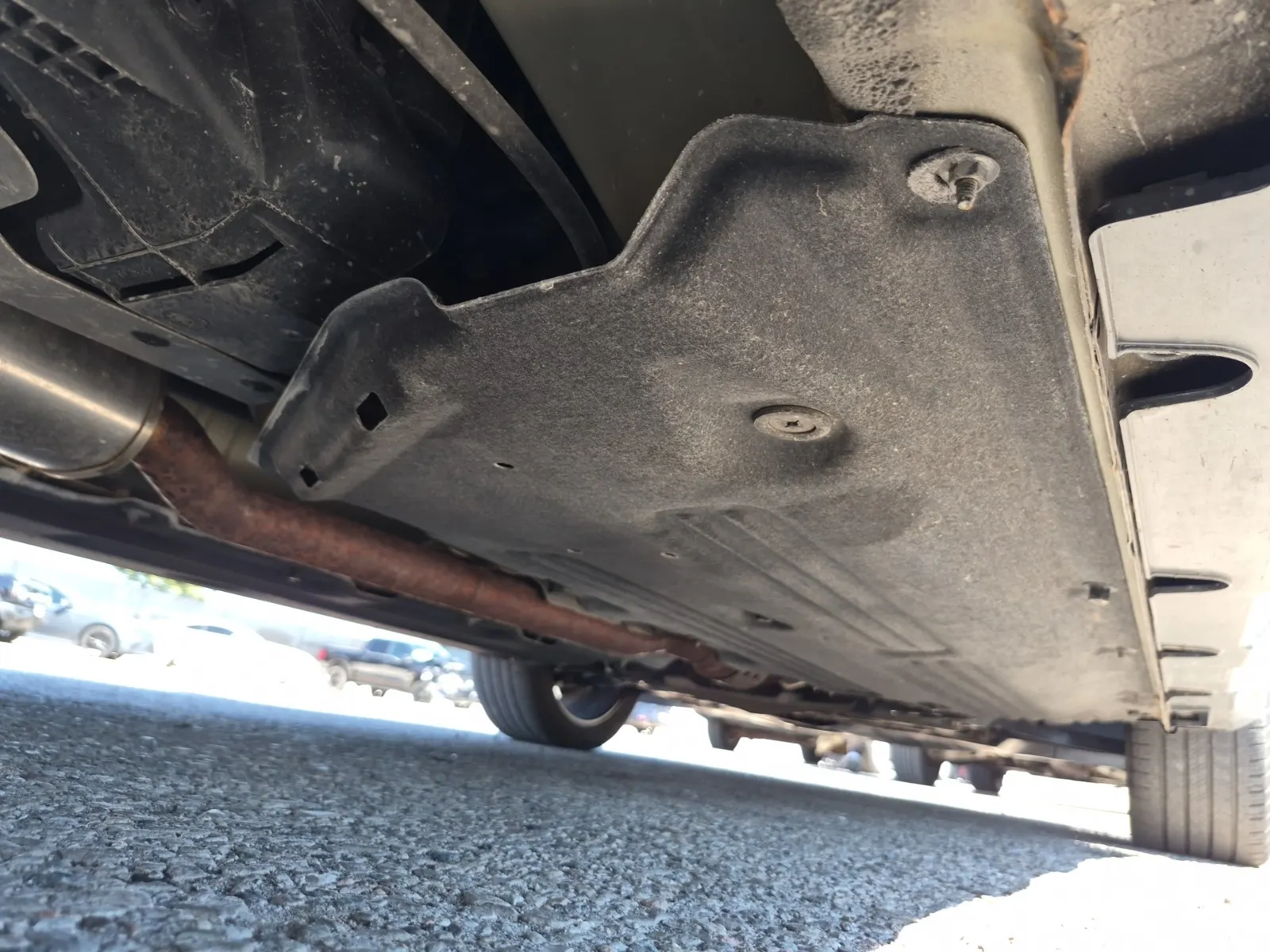 Undercarriage - Passenger Photo