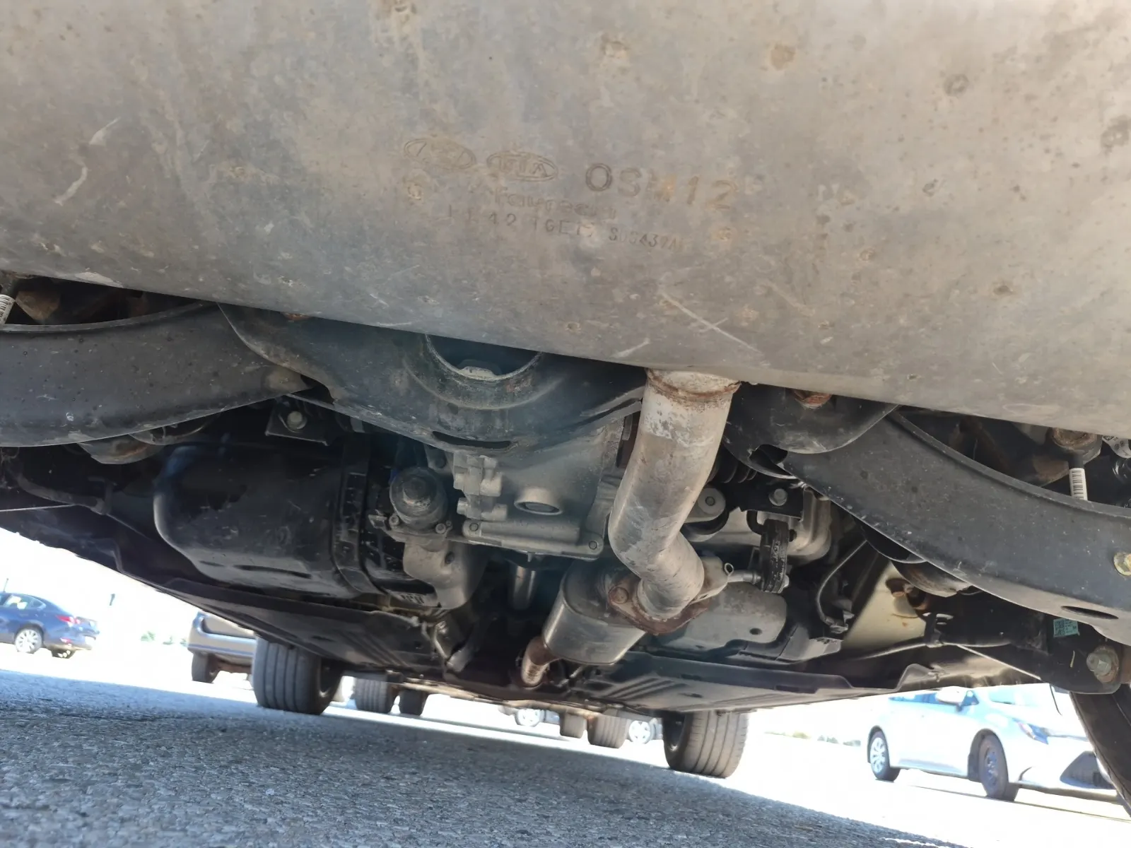 Undercarriage - Rear Photo