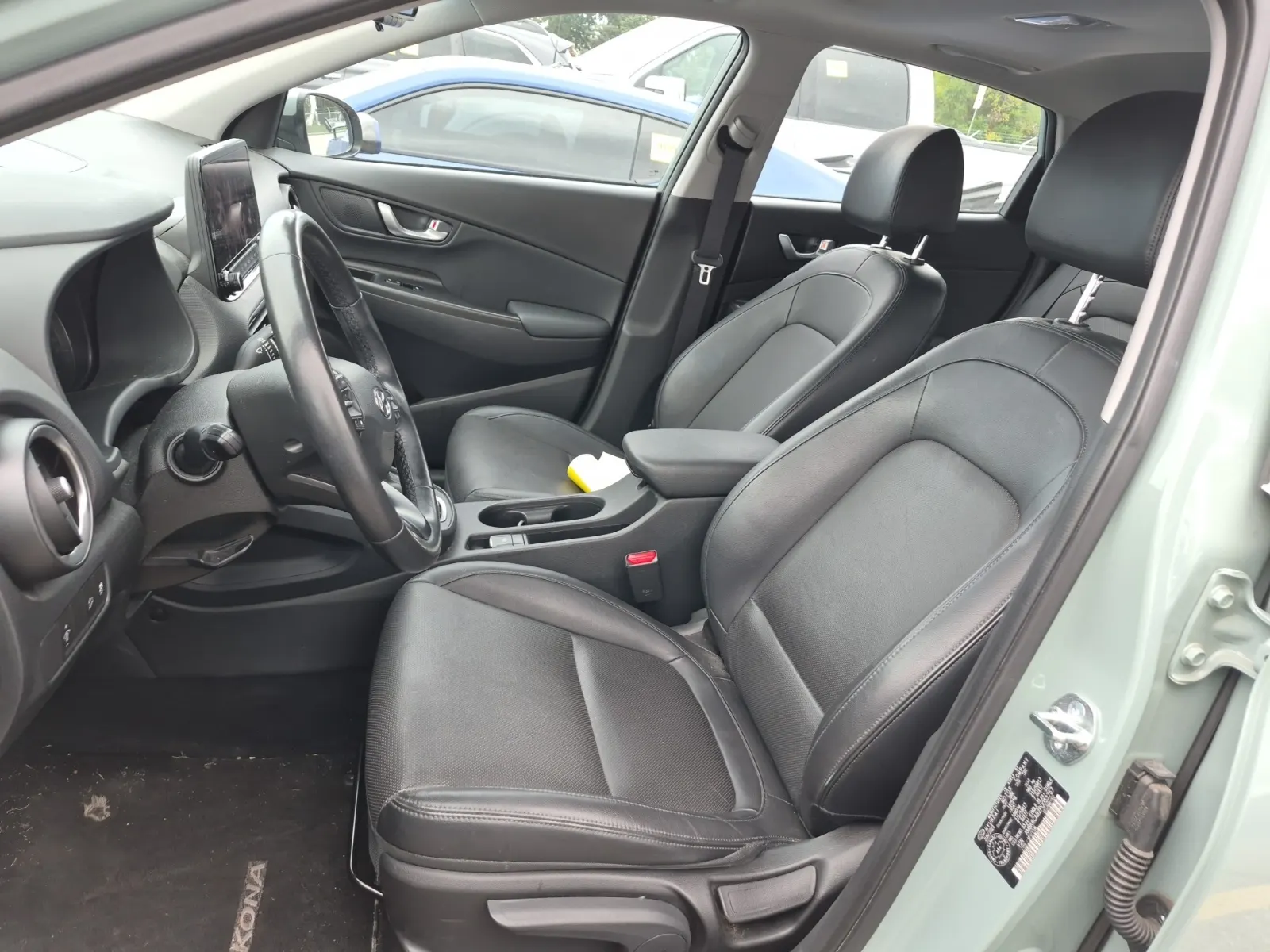 Front Interior Photo