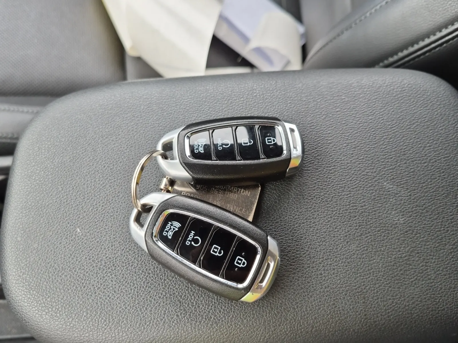 Keys/Fobs/Manual Photo