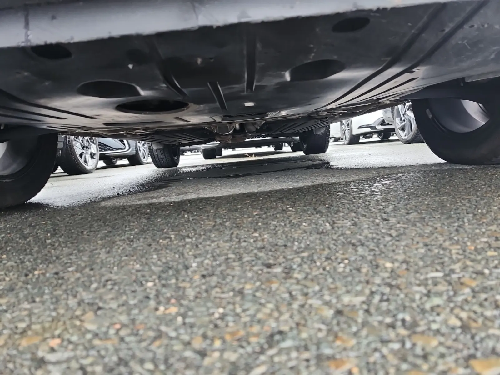 Undercarriage - Front Photo