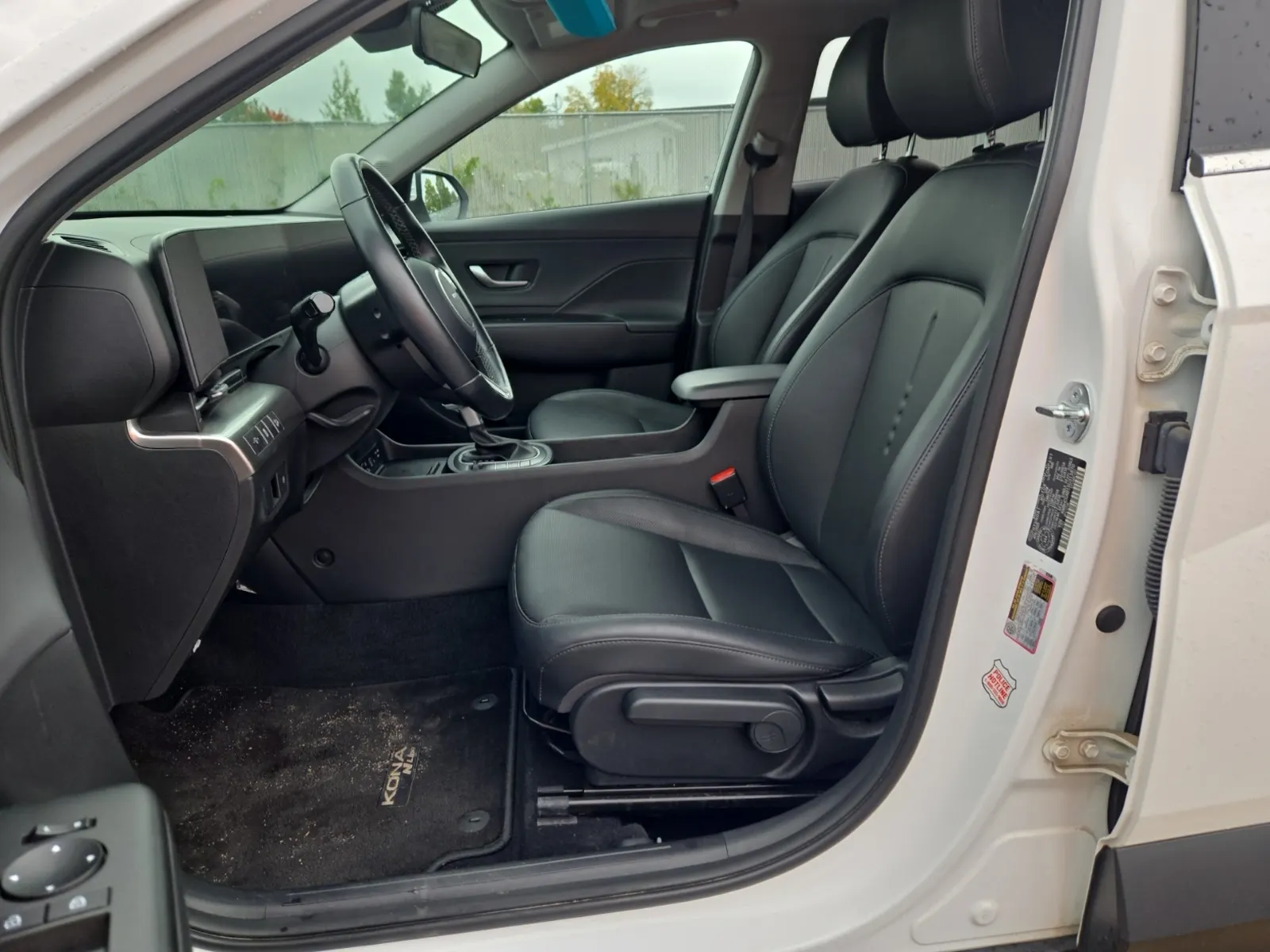 Front Interior Photo