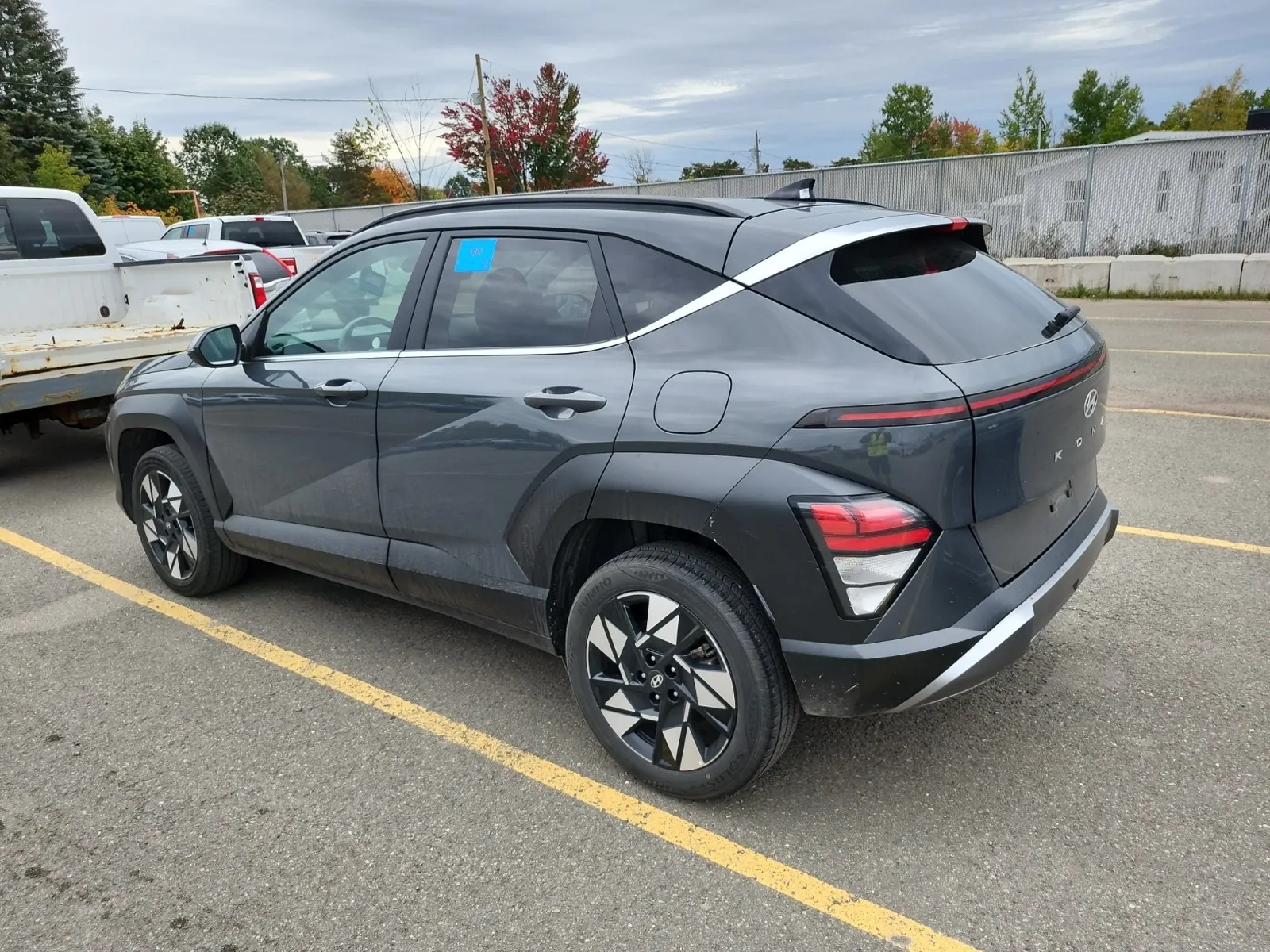 Driver Rear 3/4 Photo