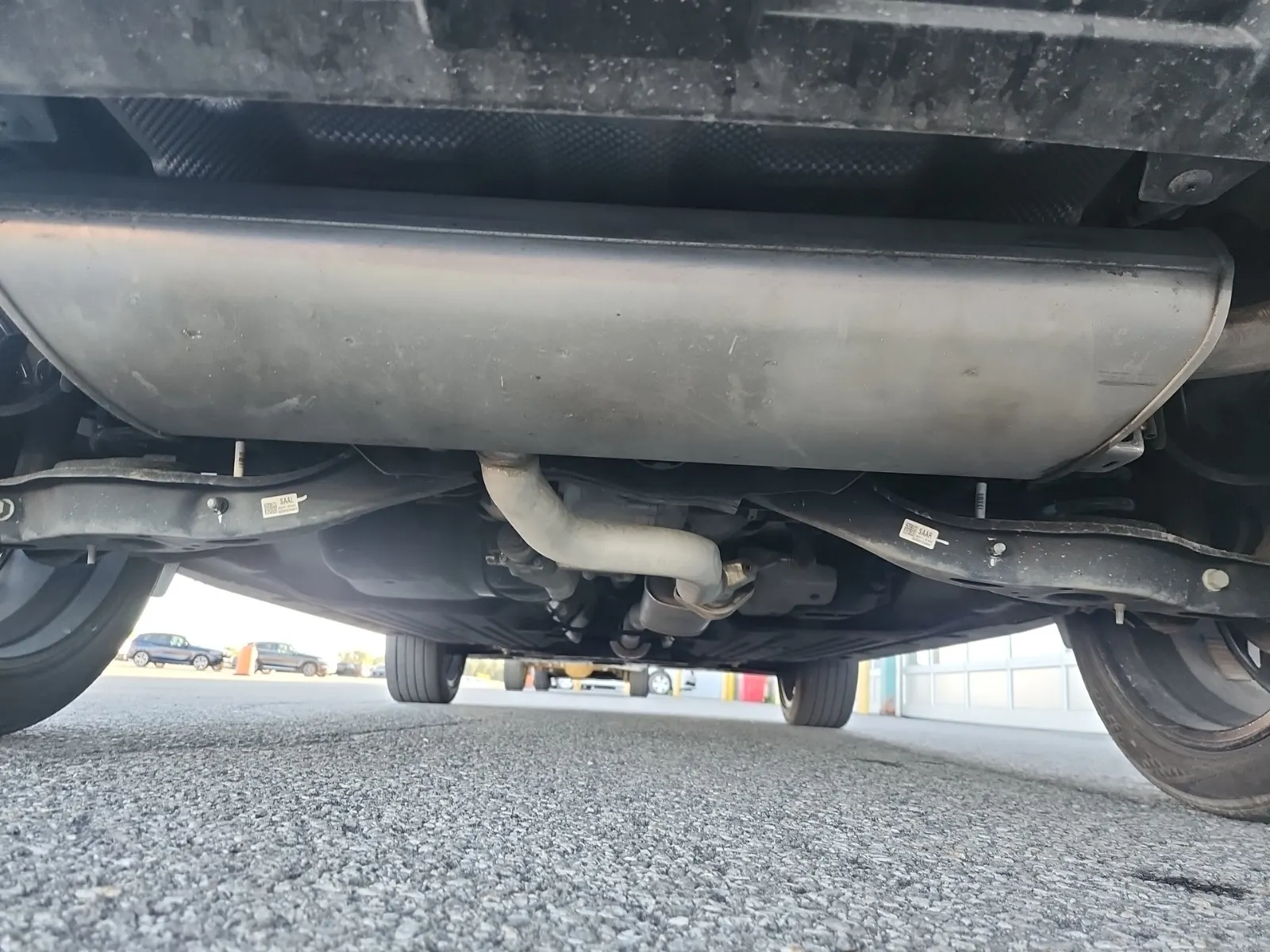Undercarriage - Rear Photo