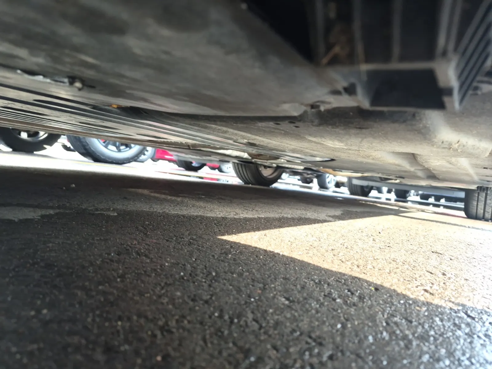Undercarriage - Driver Photo