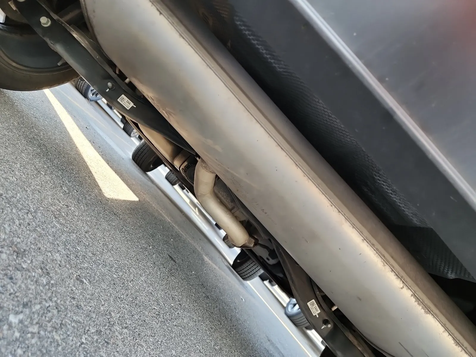 Undercarriage - Rear Photo