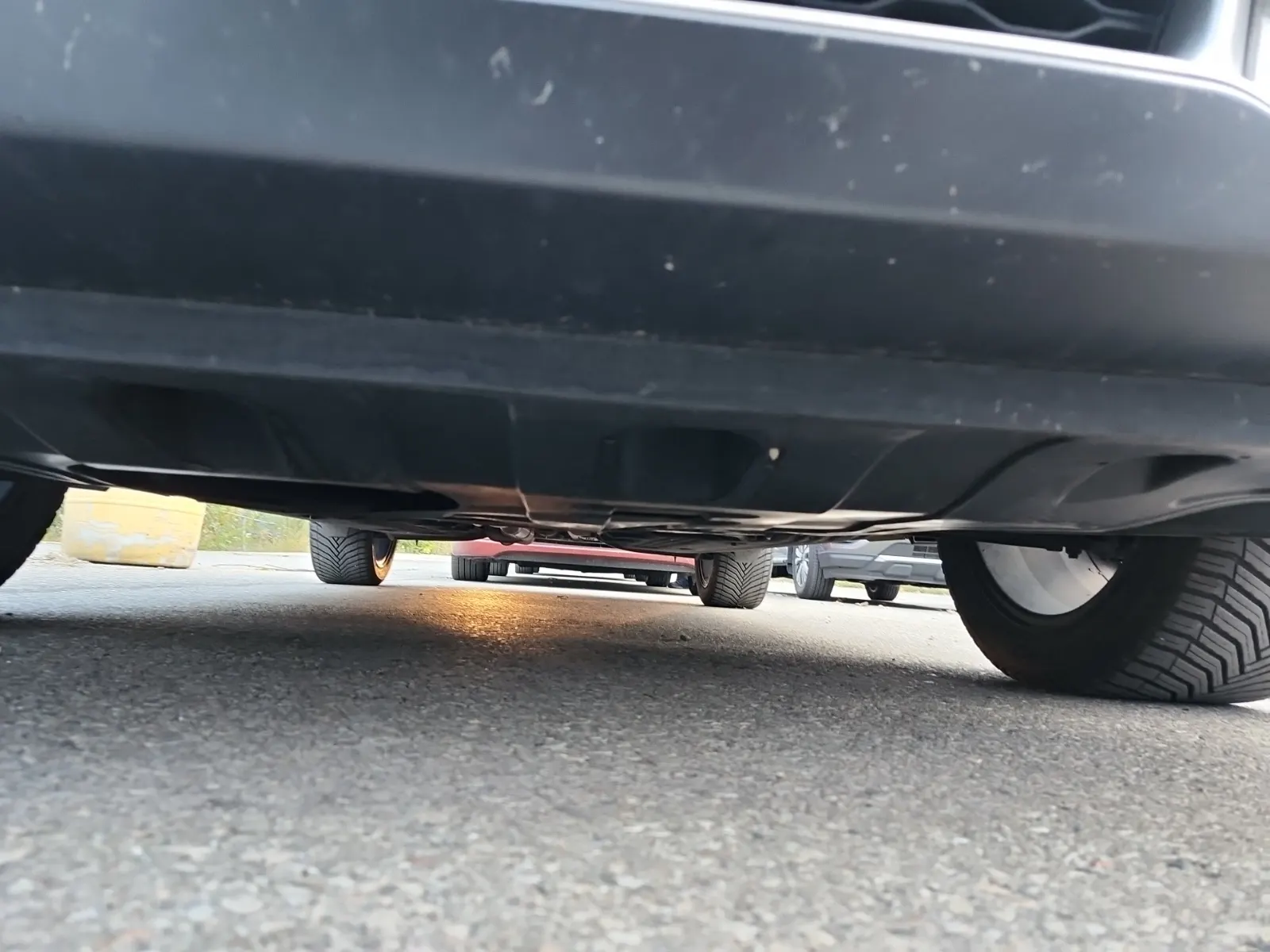 Undercarriage - Front Photo