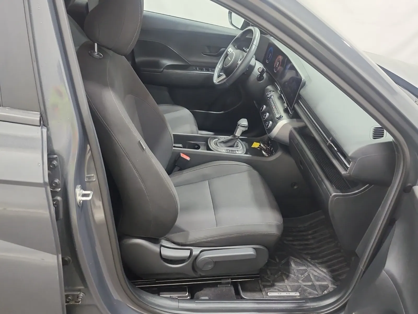 Right Side Interior Photo
