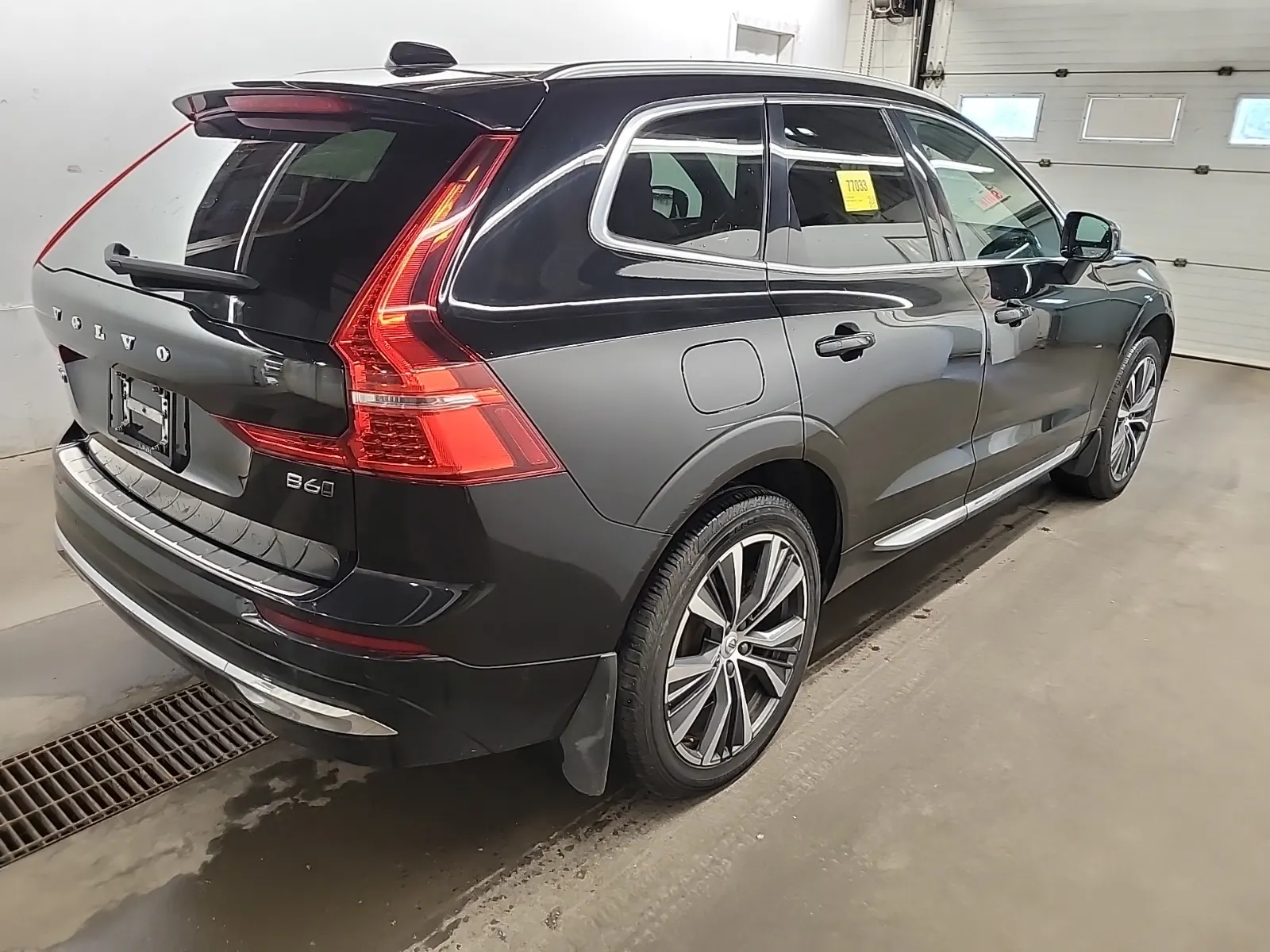 Passenger Rear 3/4 Photo