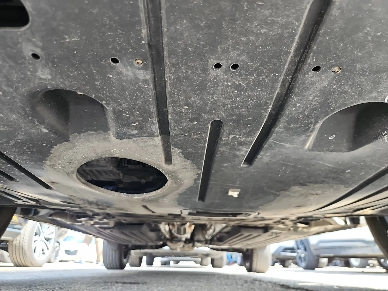 Undercarriage - Front Photo
