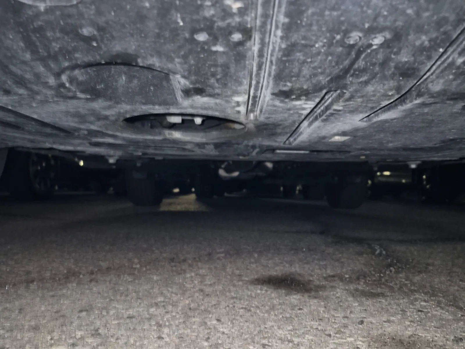 Undercarriage - Front Photo