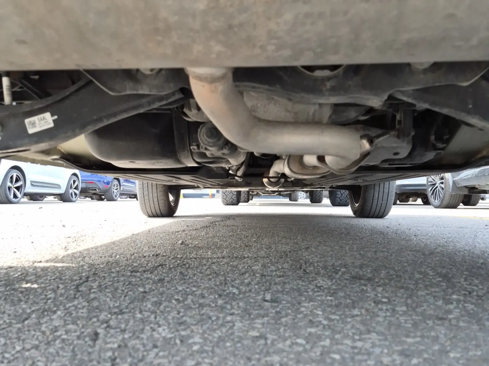 Undercarriage - Rear Photo