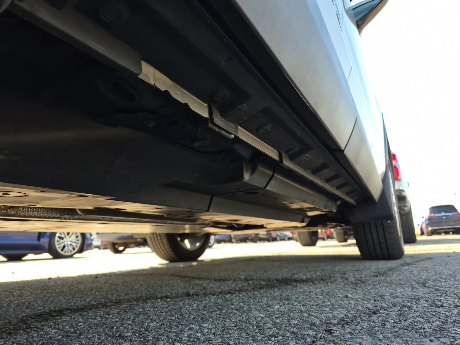 Undercarriage - Passenger Photo