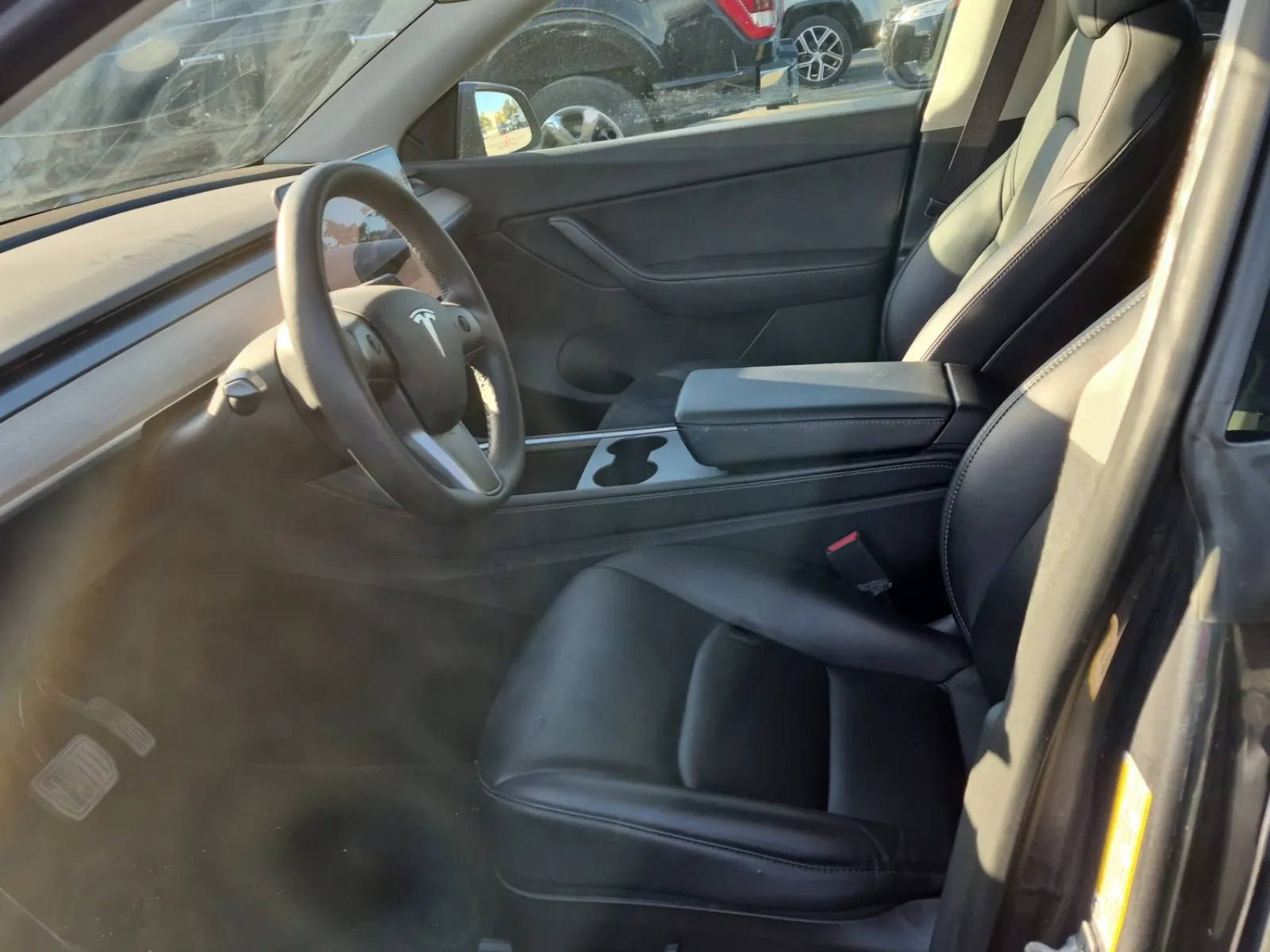 Front Interior Photo
