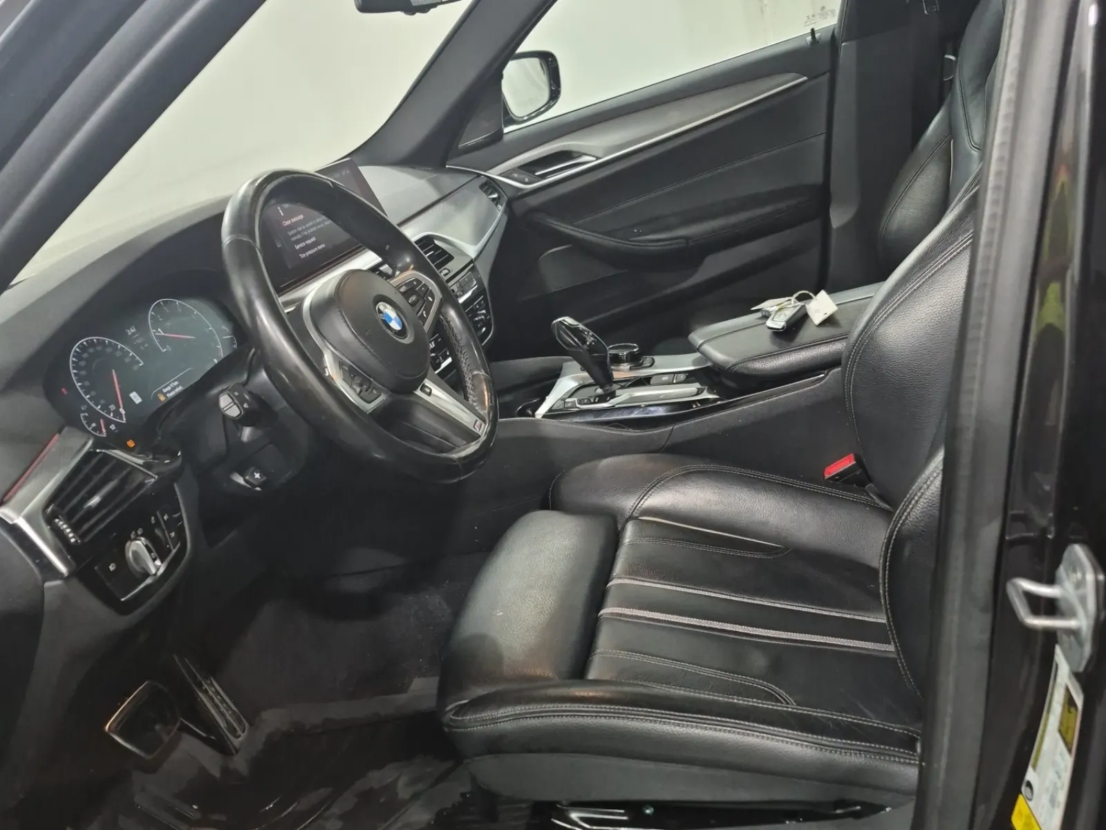 Front Interior Photo