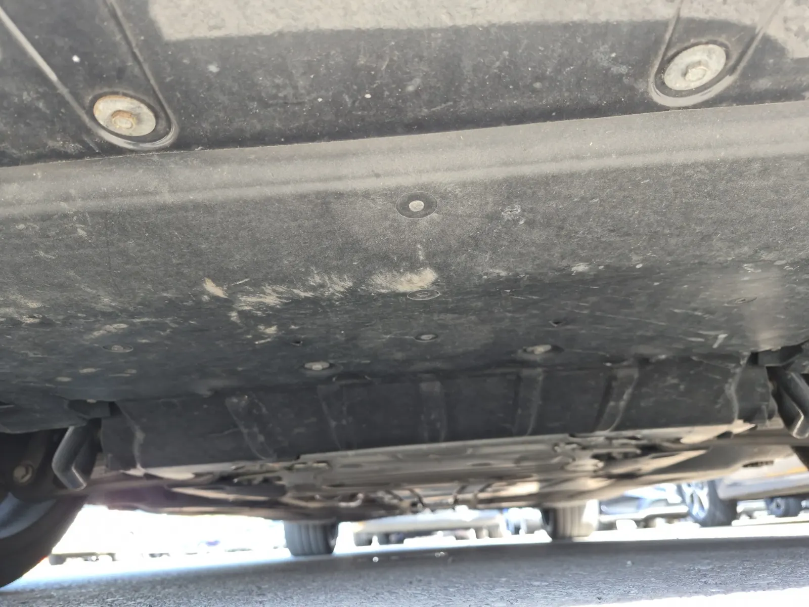 Undercarriage - Front Photo
