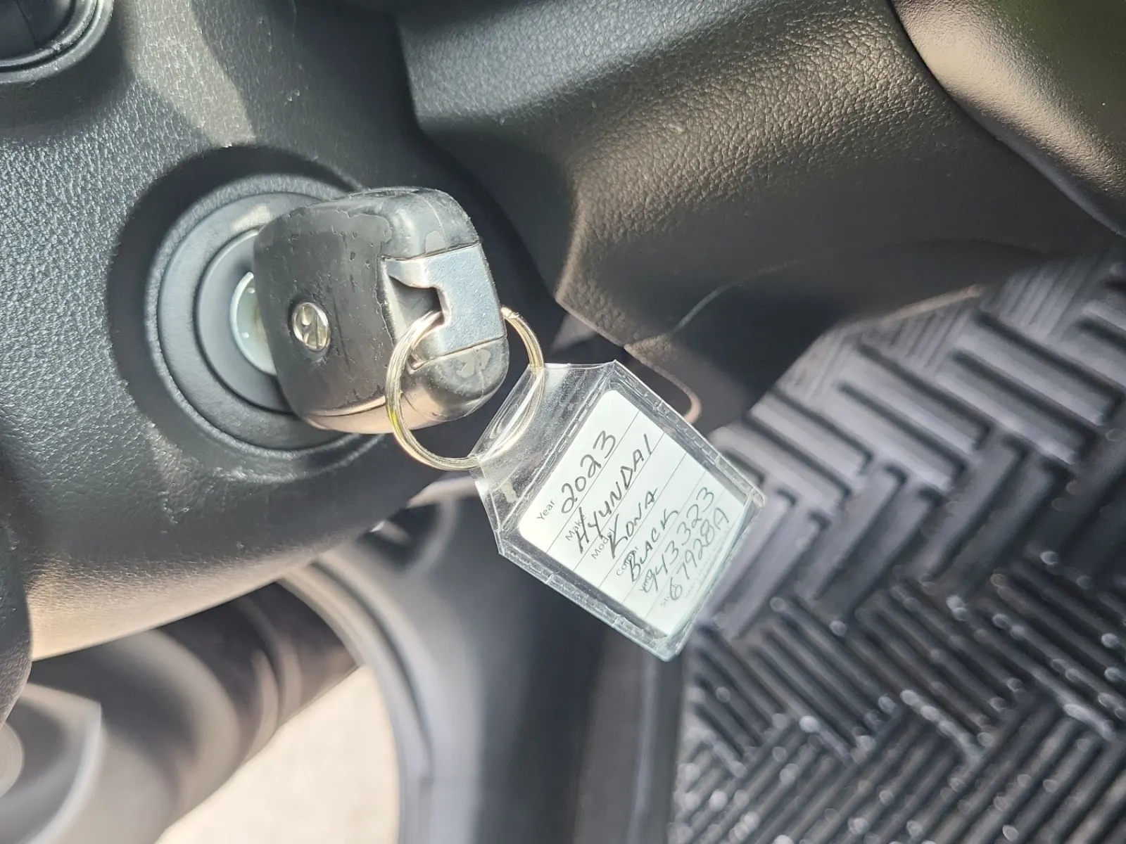 Keys/Fobs/Manual Photo