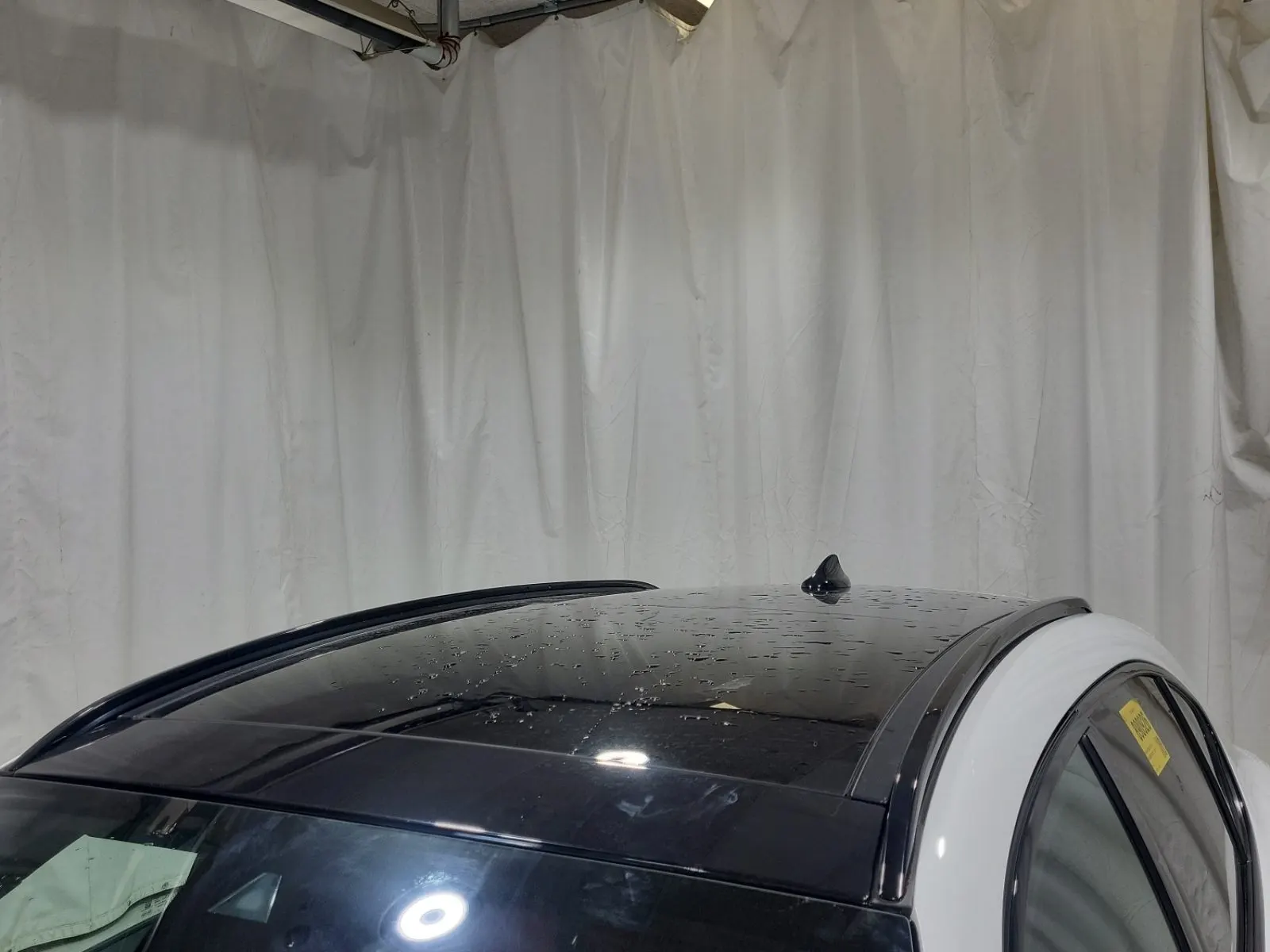 Exterior Roof Photo