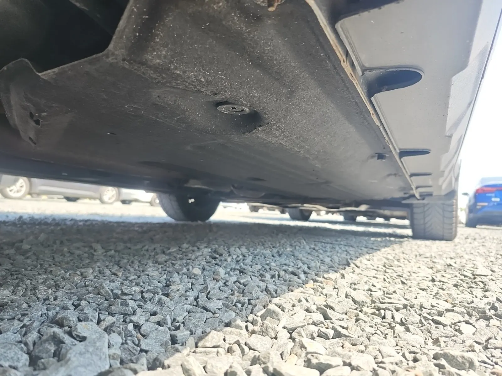 Undercarriage - Passenger Photo