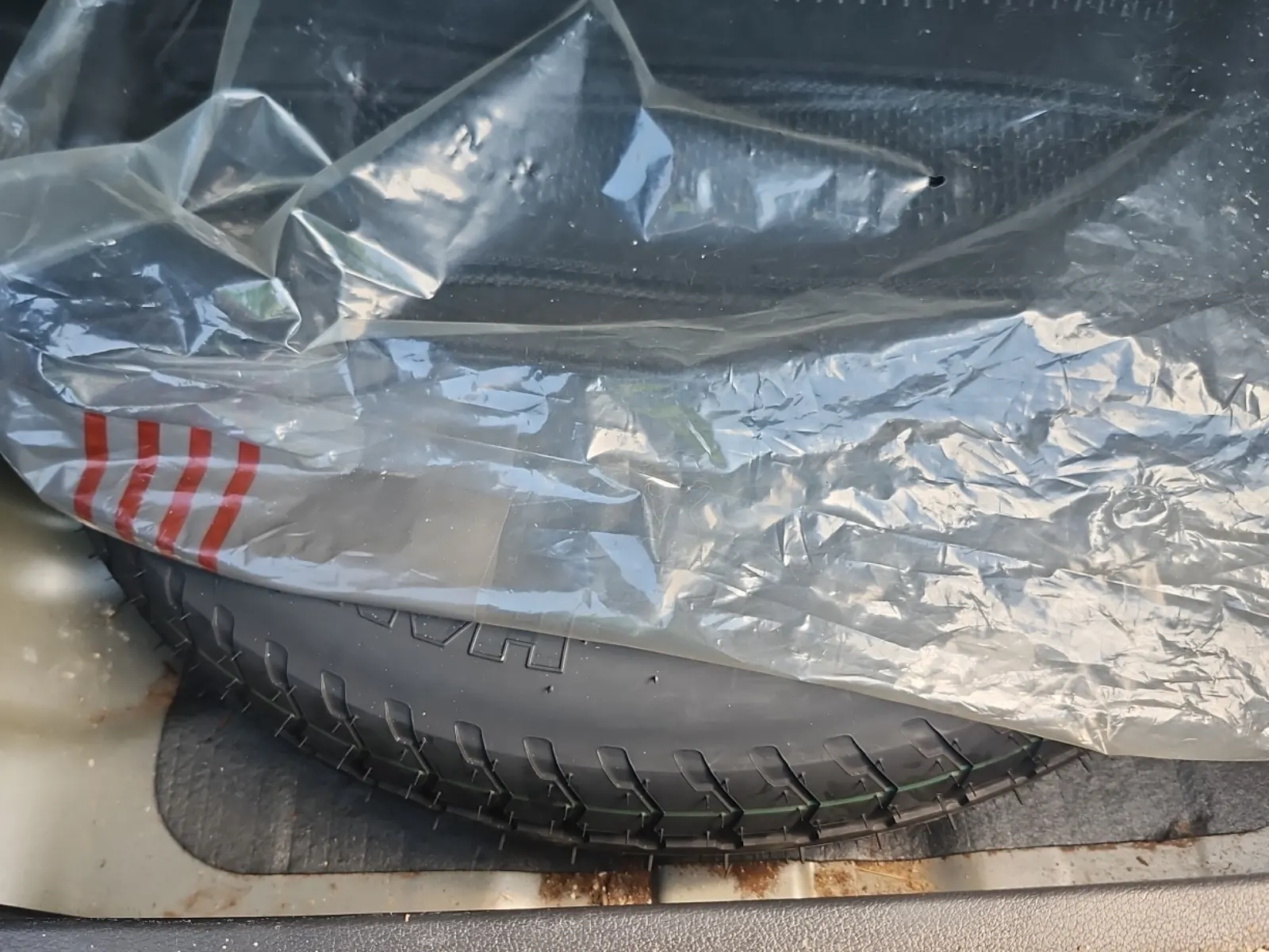 Spare Tire & Wheel Photo