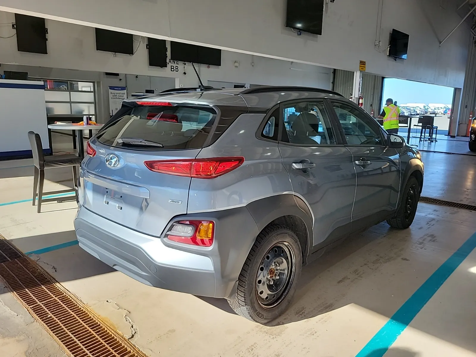 Passenger Rear 3/4 Photo