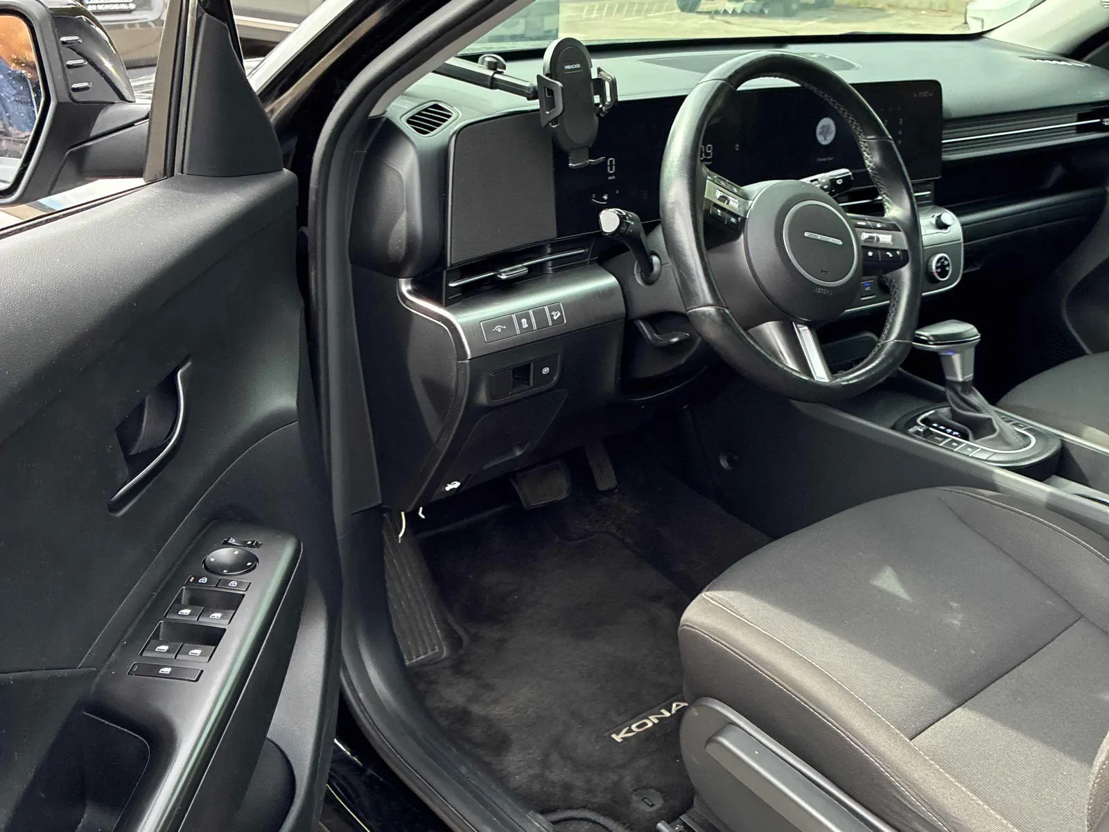 Interior driver side