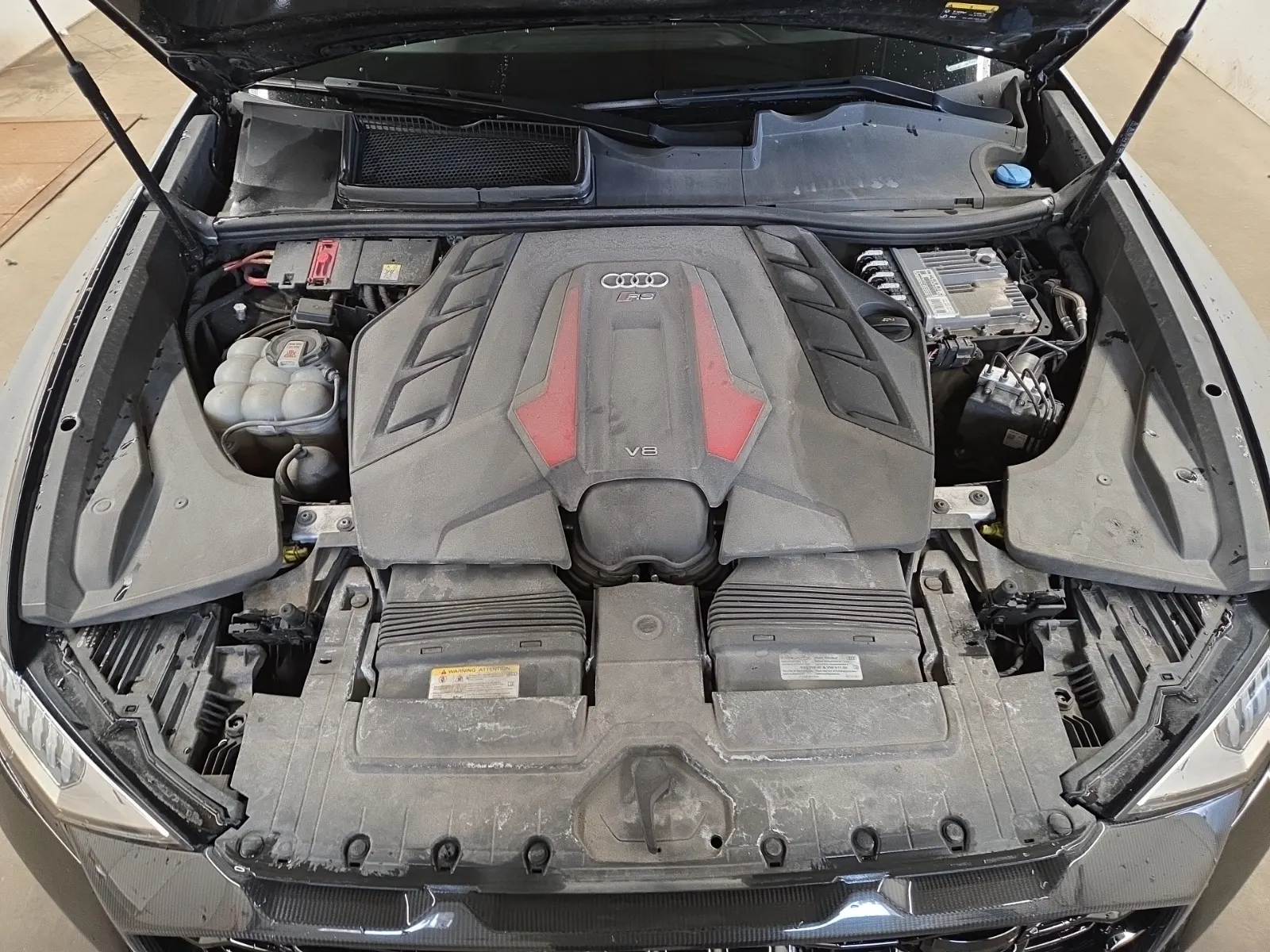 Engine Photo
