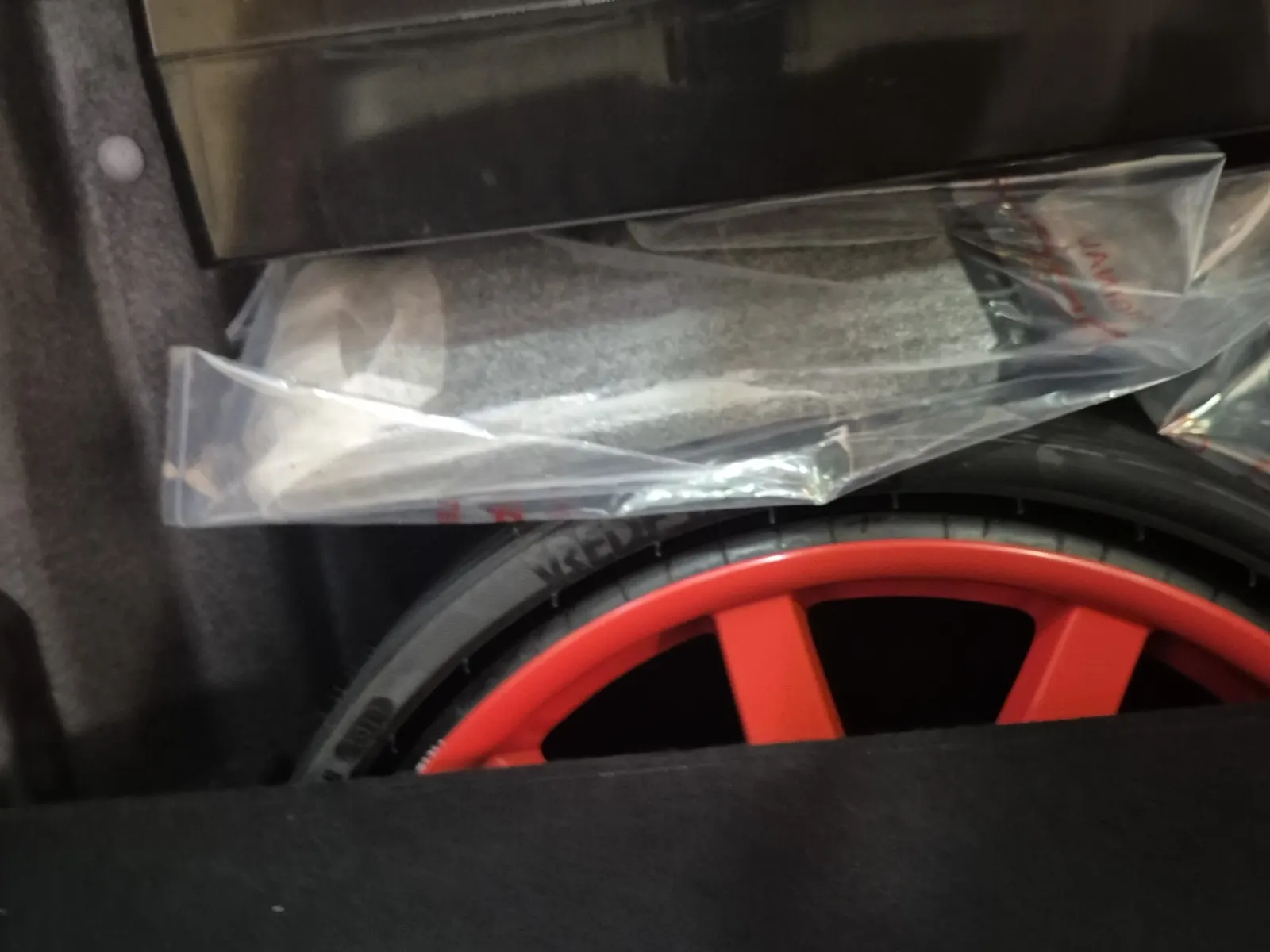 Spare Tire & Wheel Photo
