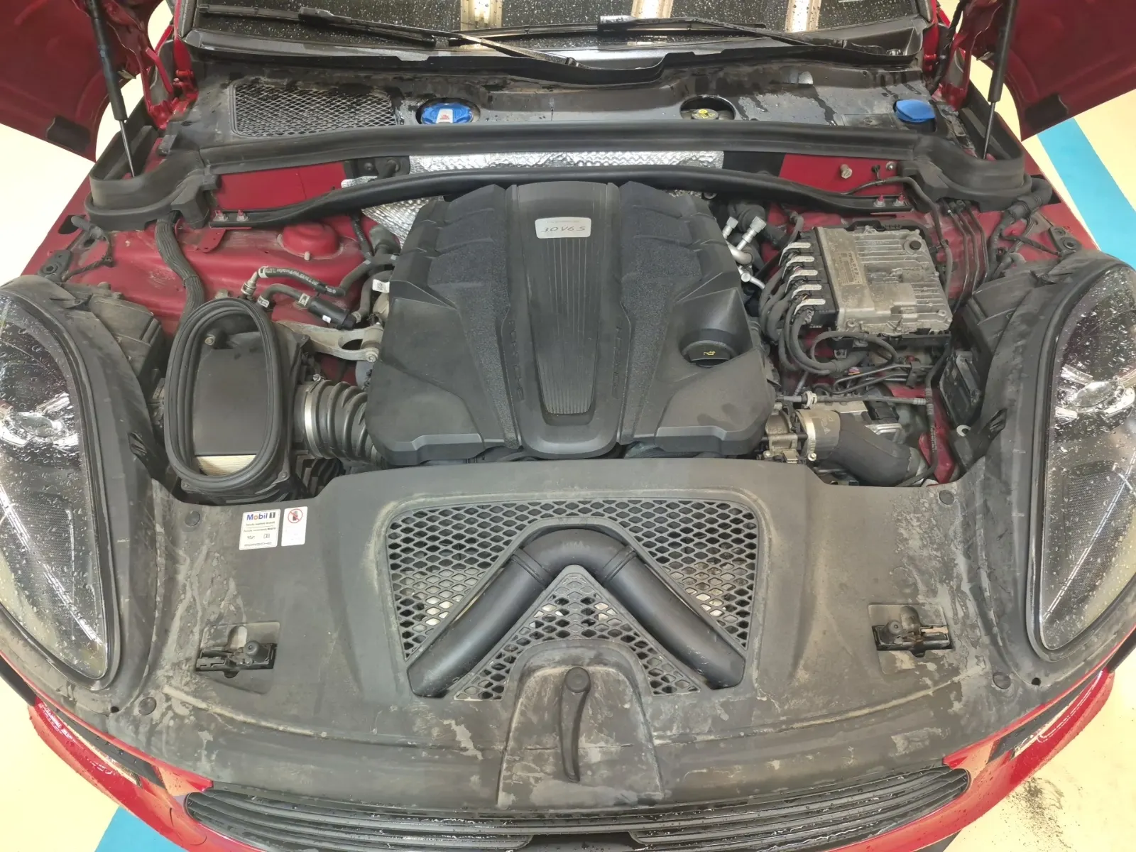 Engine Photo