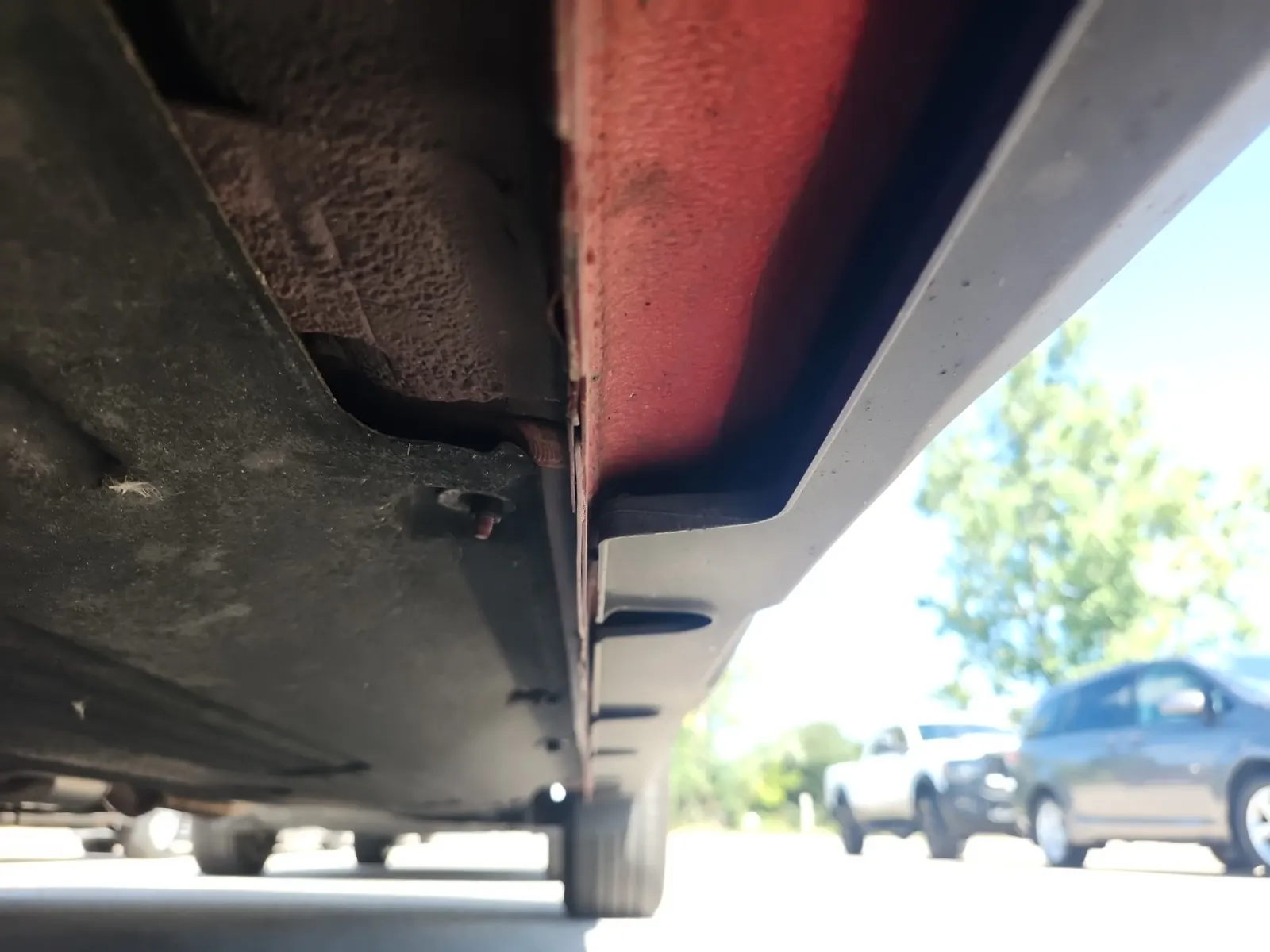 Undercarriage - Driver Photo