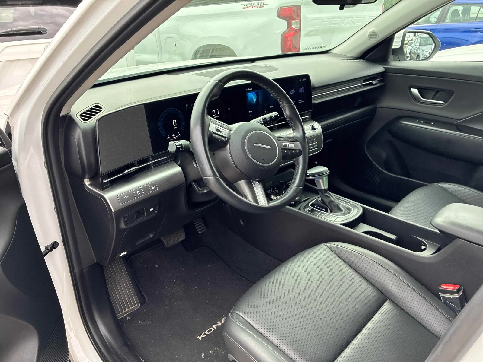 Interior driver side