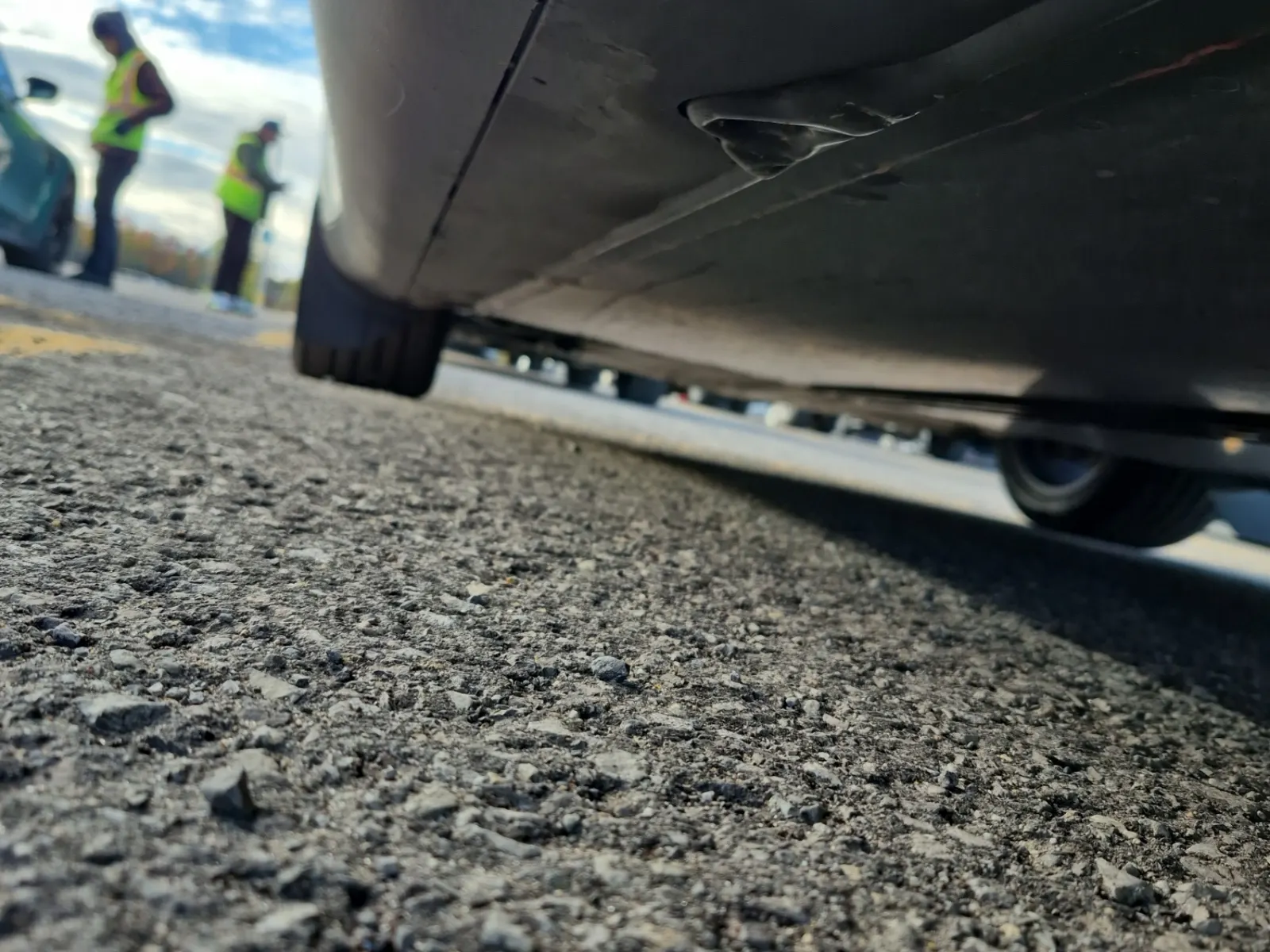 Undercarriage - Driver Photo