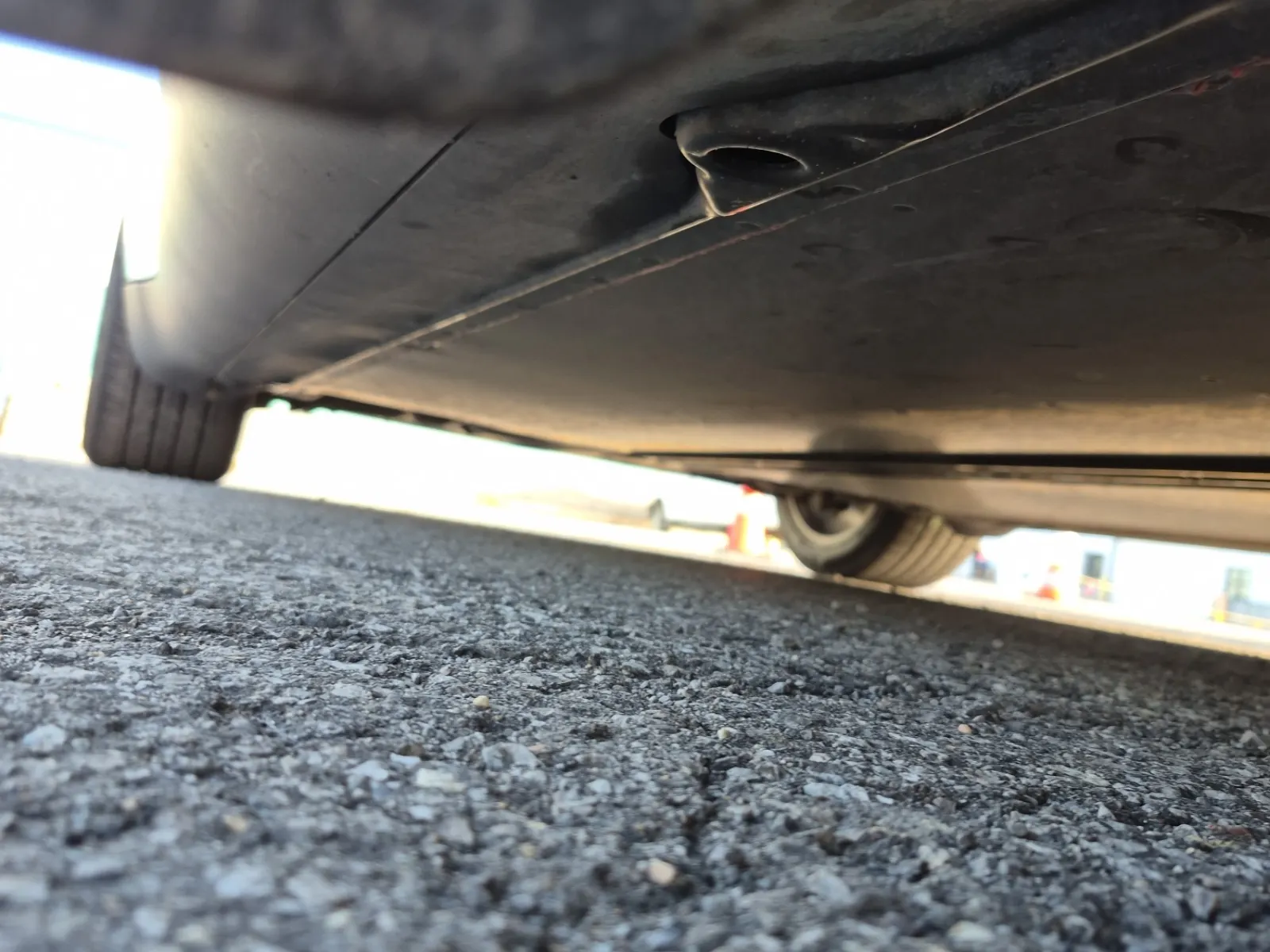 Undercarriage - Passenger Photo