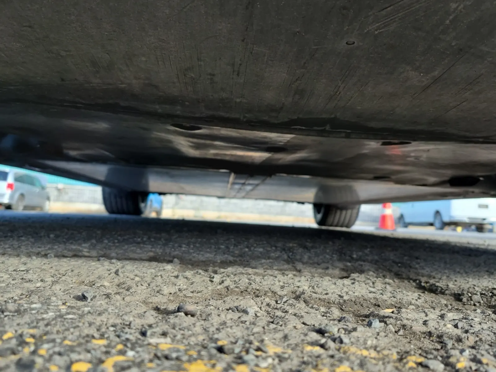 Undercarriage - Front Photo
