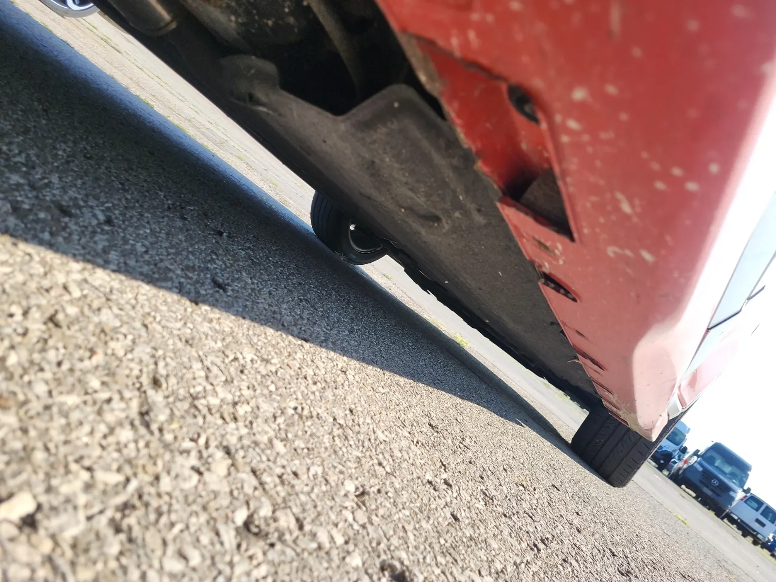 Undercarriage - Passenger Photo
