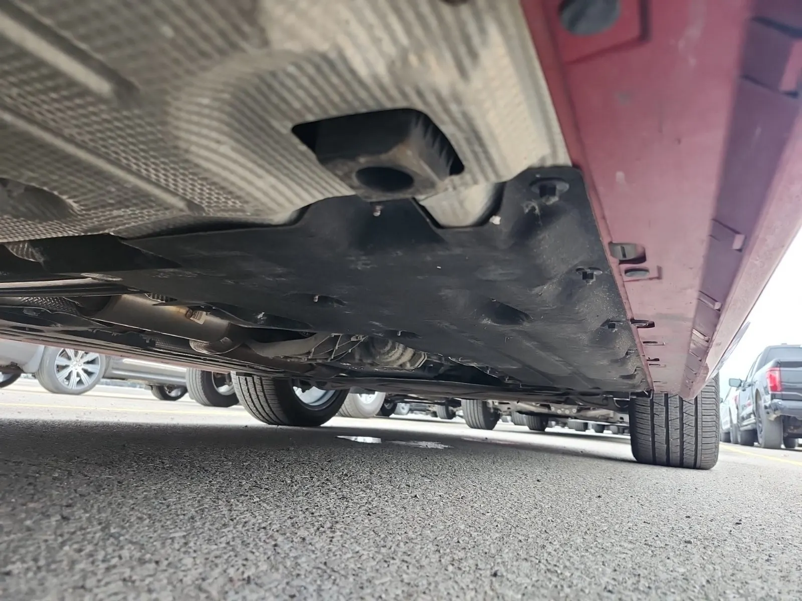 Undercarriage - Passenger Photo