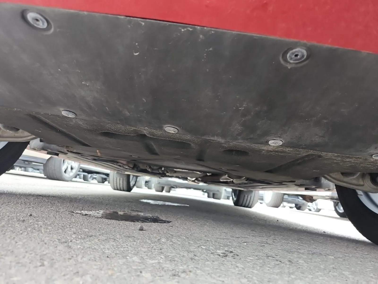 Undercarriage - Front Photo