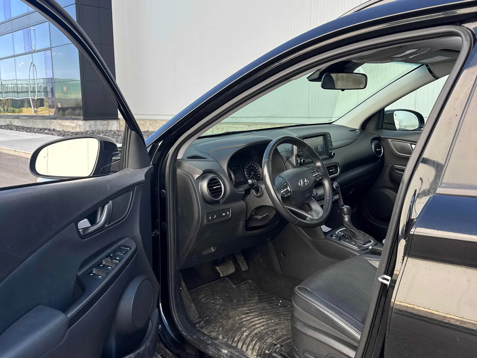 Interior driver side
