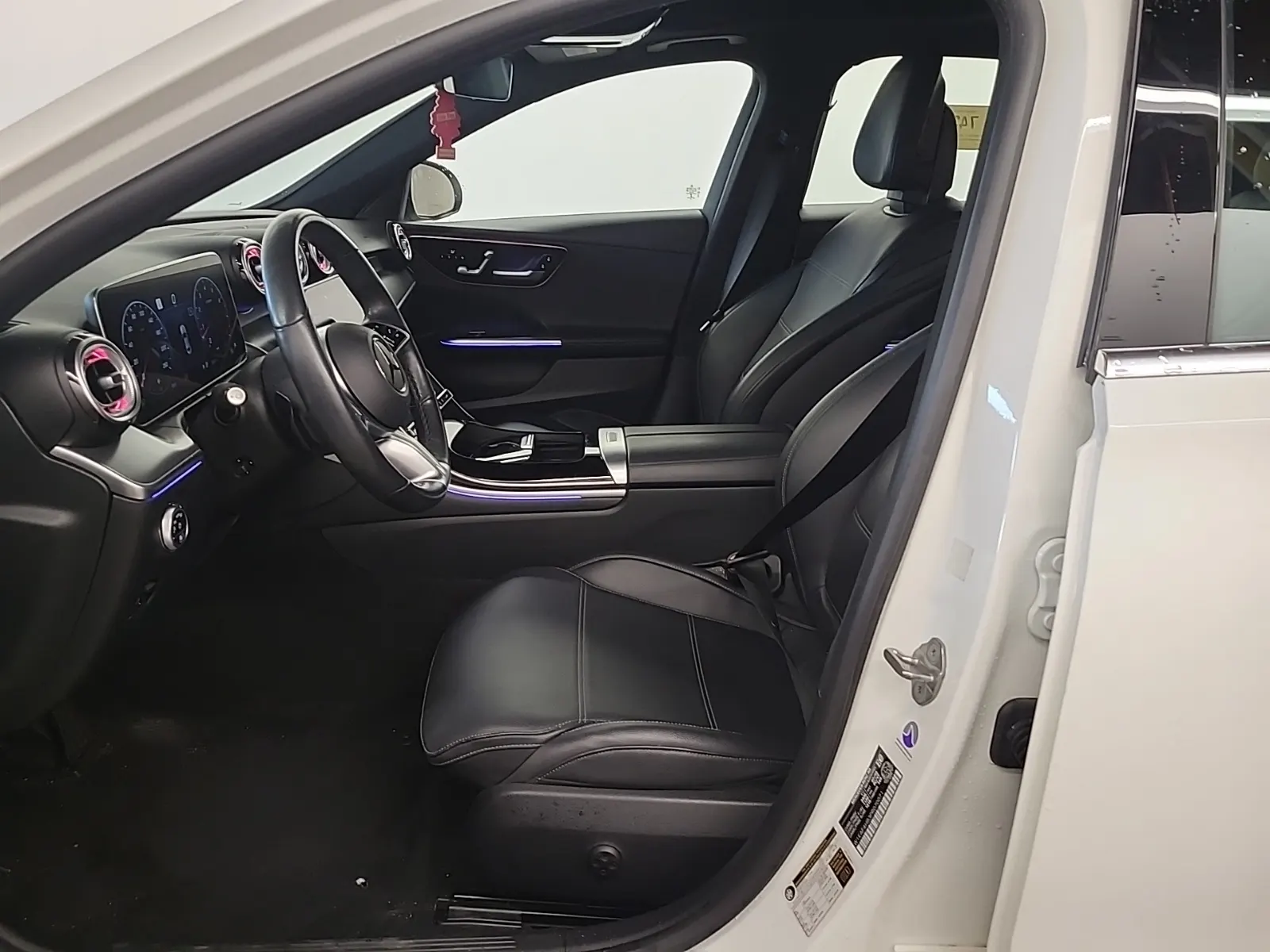 Front Interior Photo
